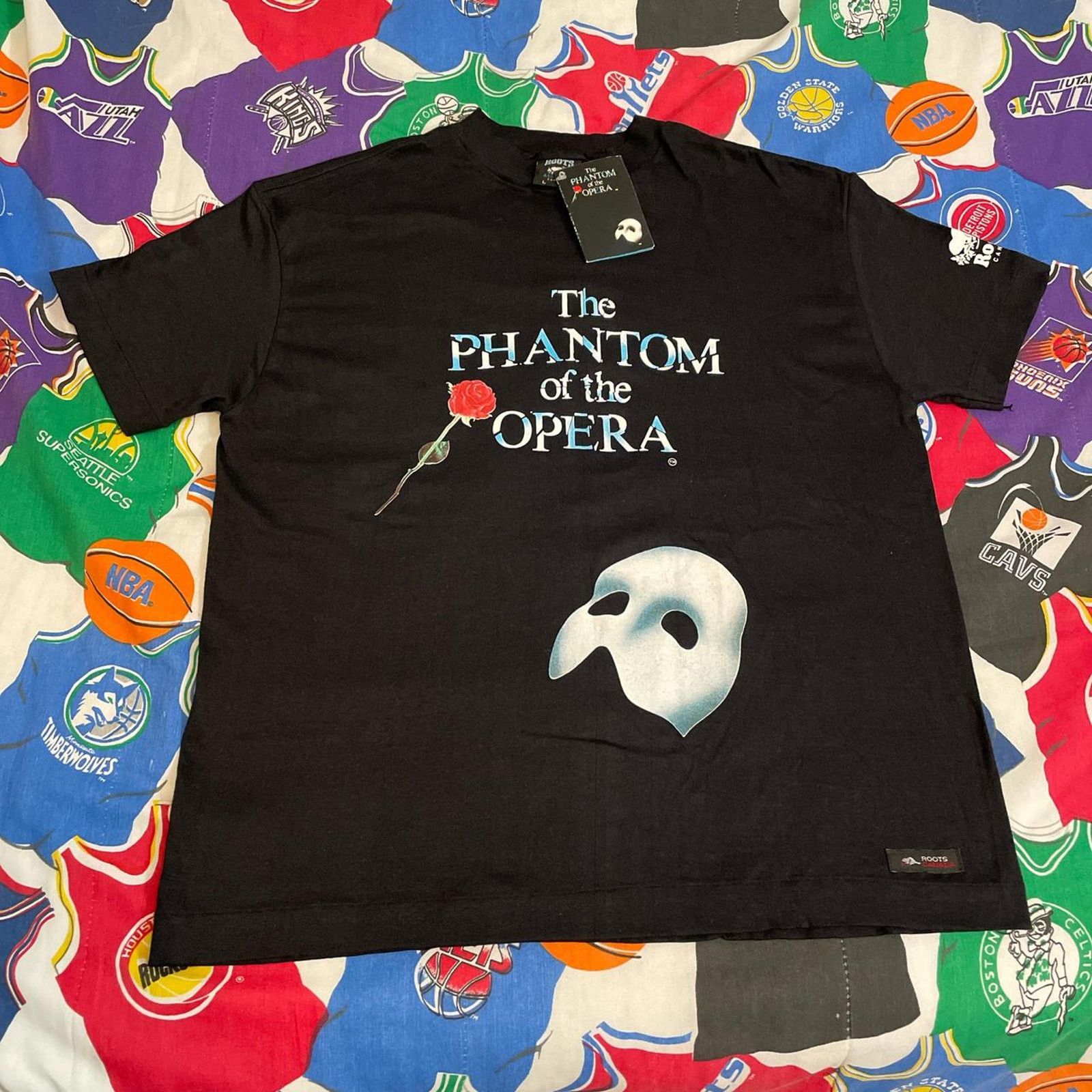 Vintage Vintage 90s The Phantom of the Opera Broadway NWT Rare Tee Size US L / EU 52-54 / 3 - 1 Thumbnail
