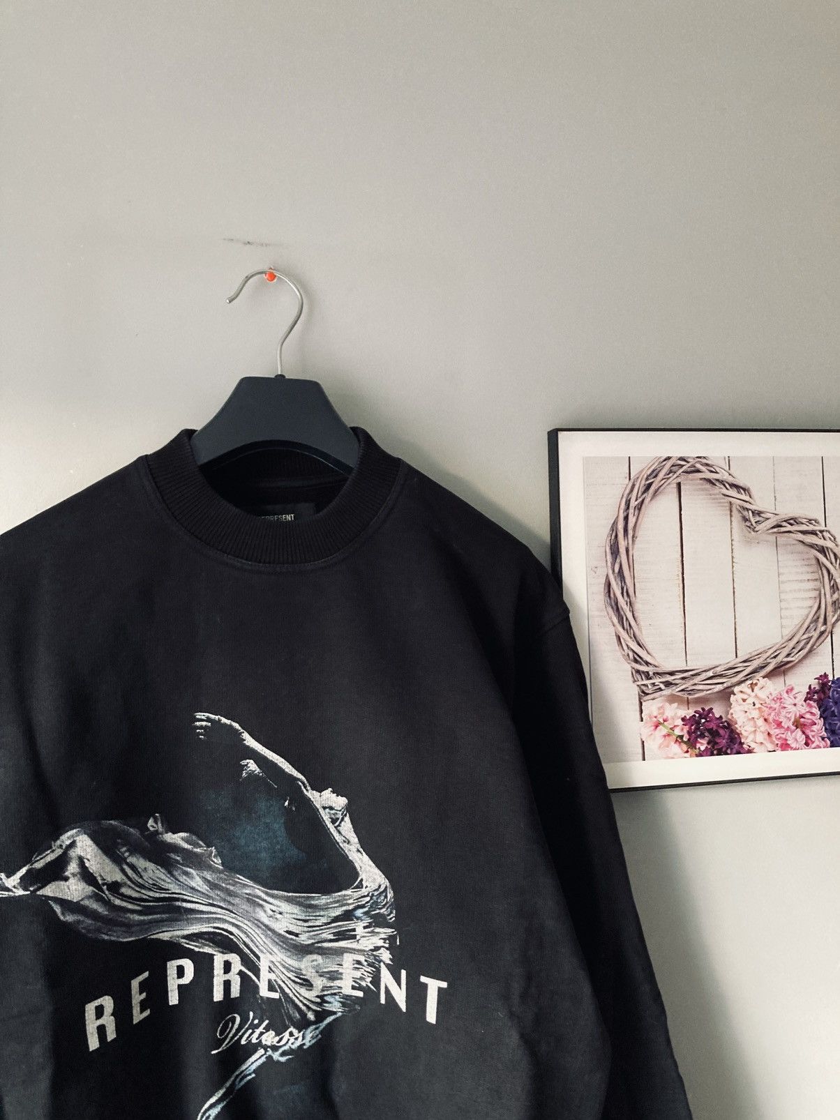 Represent Clo. Represent clo. Vitesse crewneck sweatshirt S / M boxy y2k Size US M / EU 48-50 / 2 - 3 Thumbnail