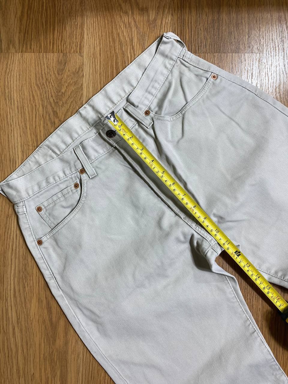 Levi's VINTAGE LEVIS 501 DISTRESS White WASH JEANS Size US 32 / EU 48 - 12 Thumbnail
