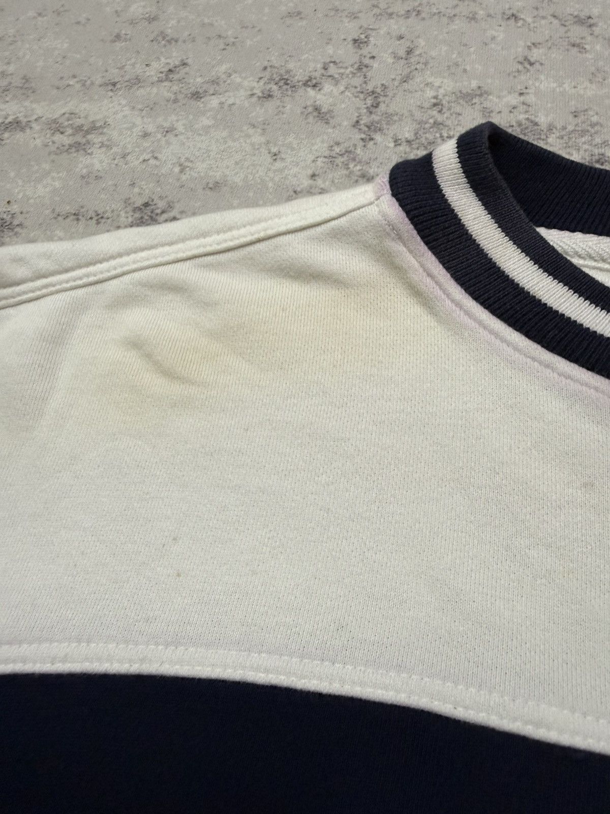 Vintage Vintage 90s Stuart Kent Embroidery Logo Cropped Sweatshirt Size US M / EU 48-50 / 2 - 6 Thumbnail