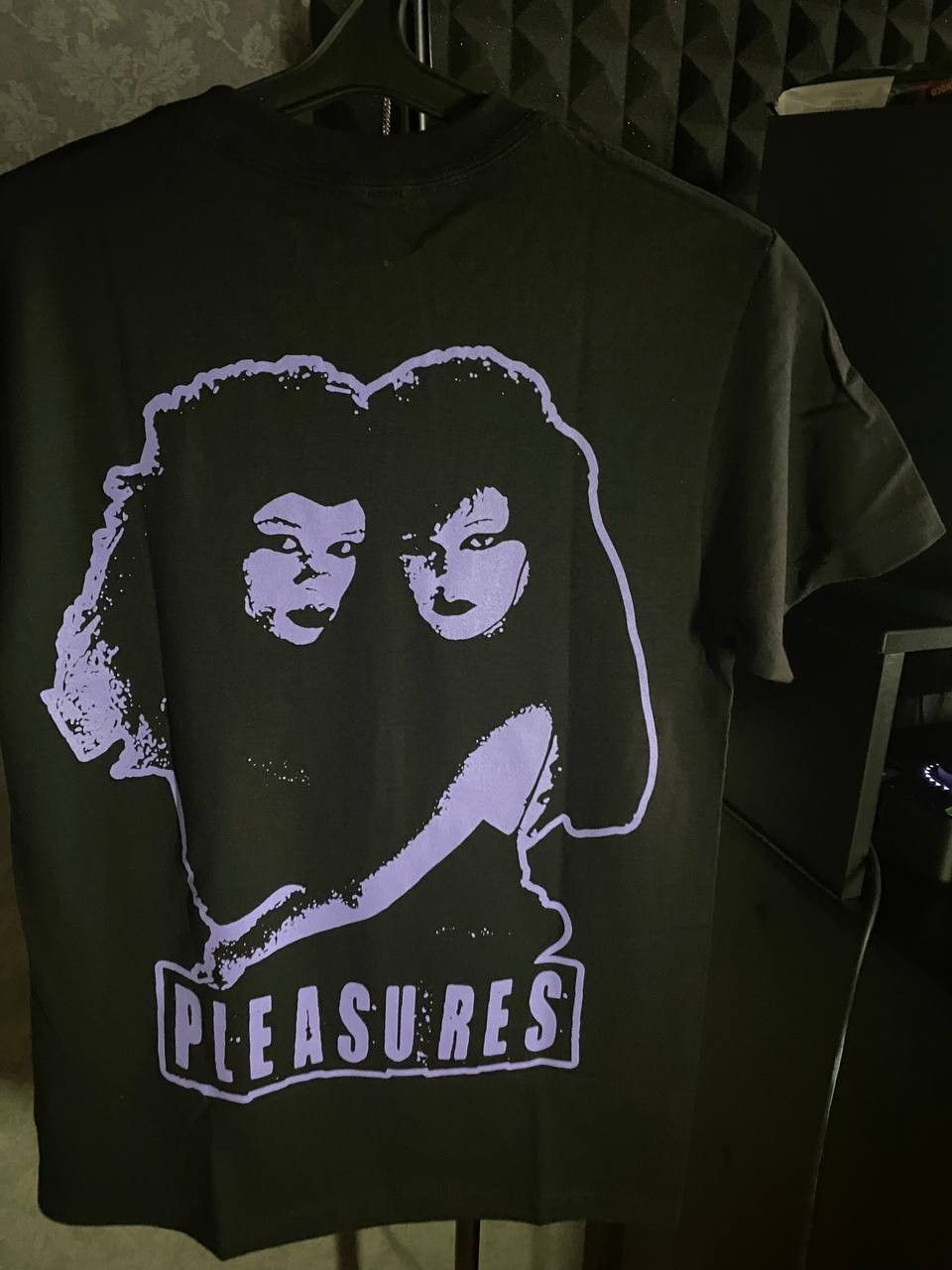 Pleasures Pleasures - Volume T-Shirth Size US M / EU 48-50 / 2 - 4 Thumbnail