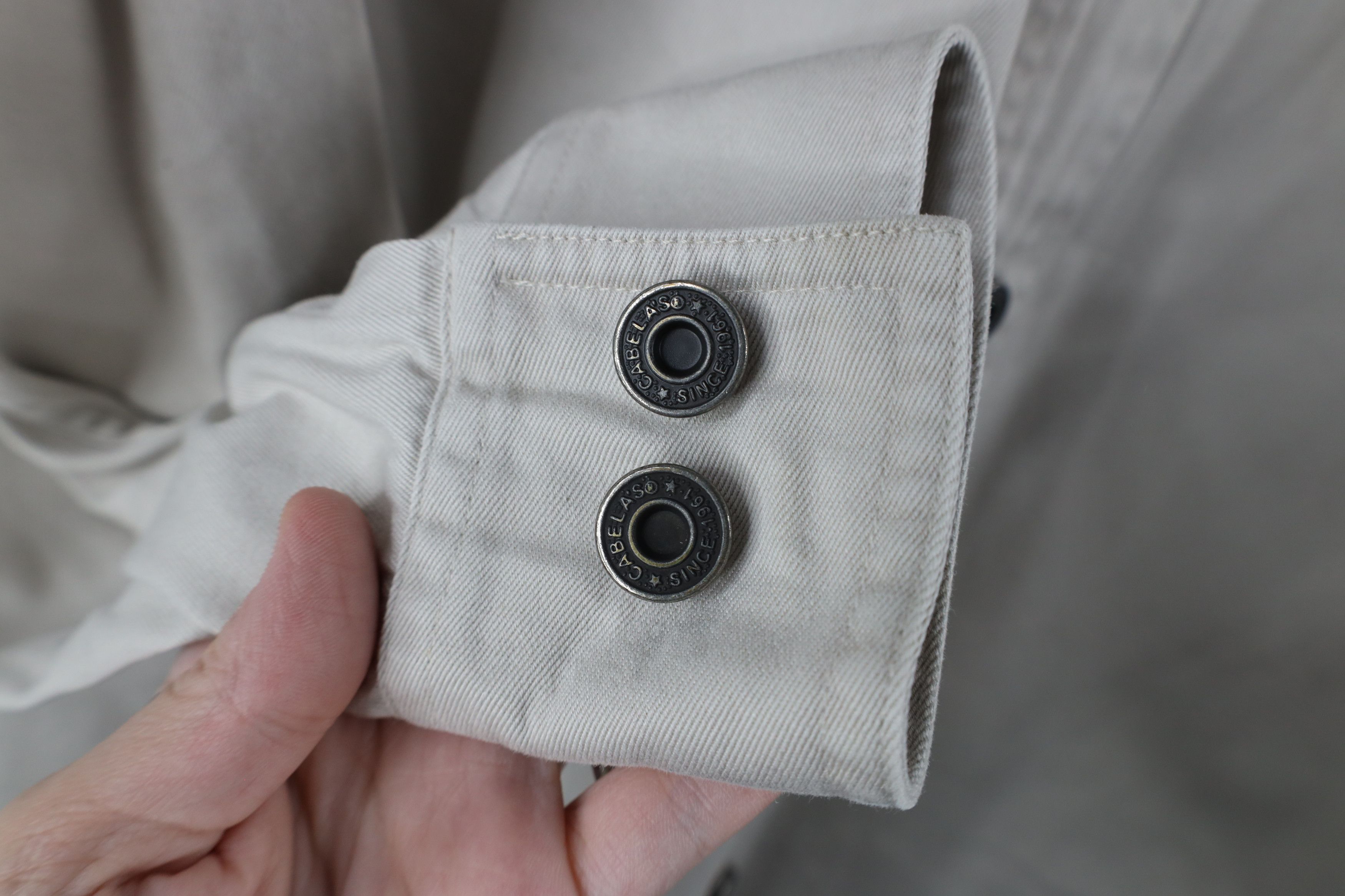 Cabelas × Vintage Vintage 90s Cabelas Cotton Twill Safari Button Shirt Beige Size US XL / EU 56 / 4 - 7 Thumbnail