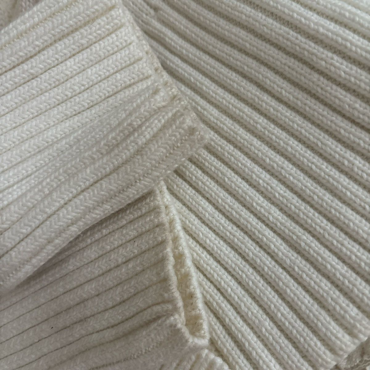 Brandy Melville John Galt White Cable Knit Button Down Hooded Sweater Size ONE SIZE - 5 Thumbnail