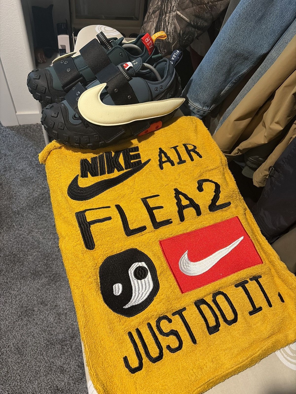 Cactus Plant Flea Market × Nike Nike CPFM Air Flea 2 Spruce Size US 10 / EU 43 - 5 Thumbnail
