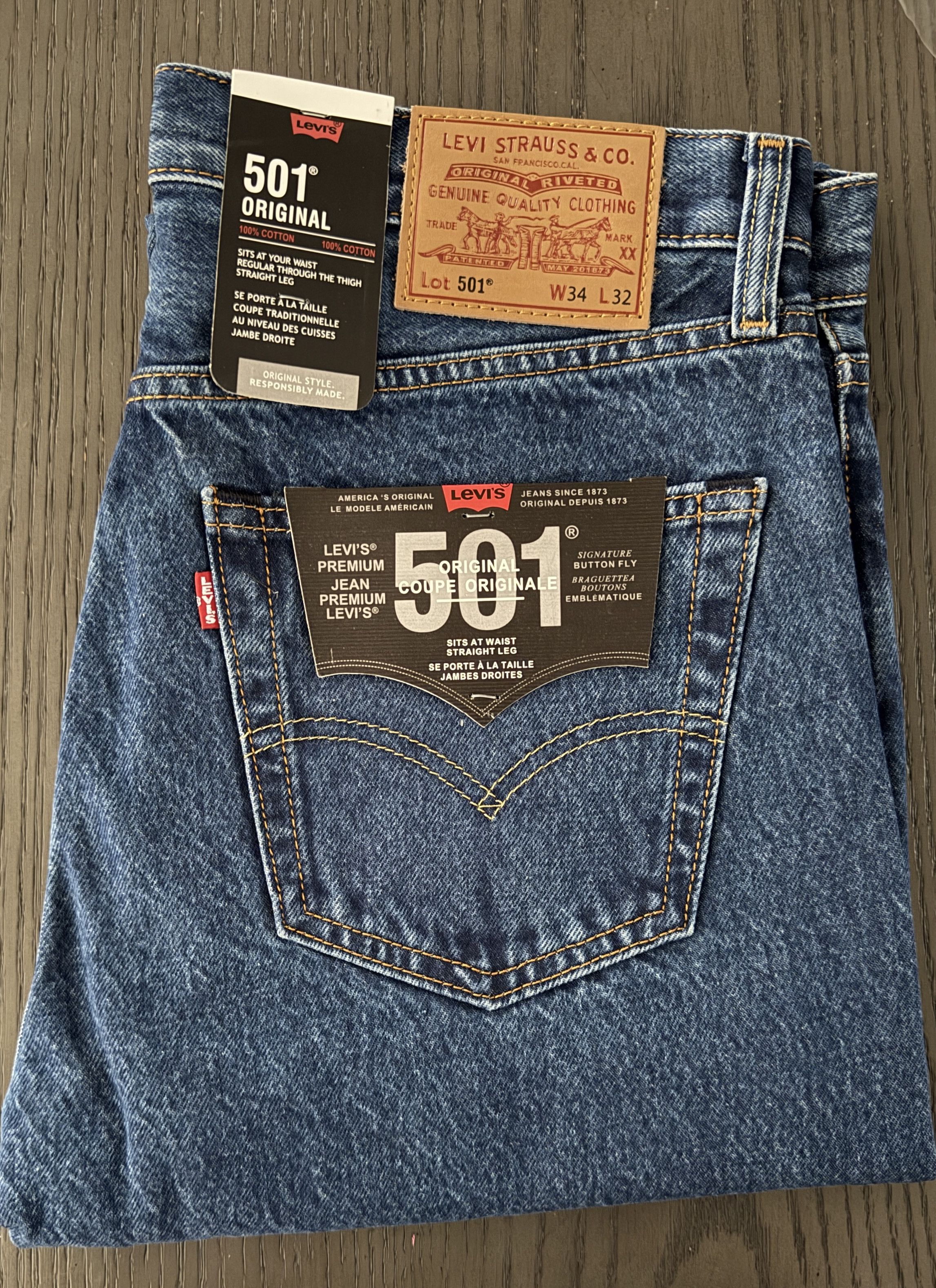 Levi's Levi's Premium 501 Original STRAIGHT LEG Jean Men 34x32 Blue Size US 34 / EU 50 - 1 Thumbnail