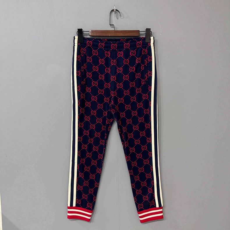 Gucci Red Vintage Print Leggings by Gucci - dmc Size US 27 - 1 Thumbnail