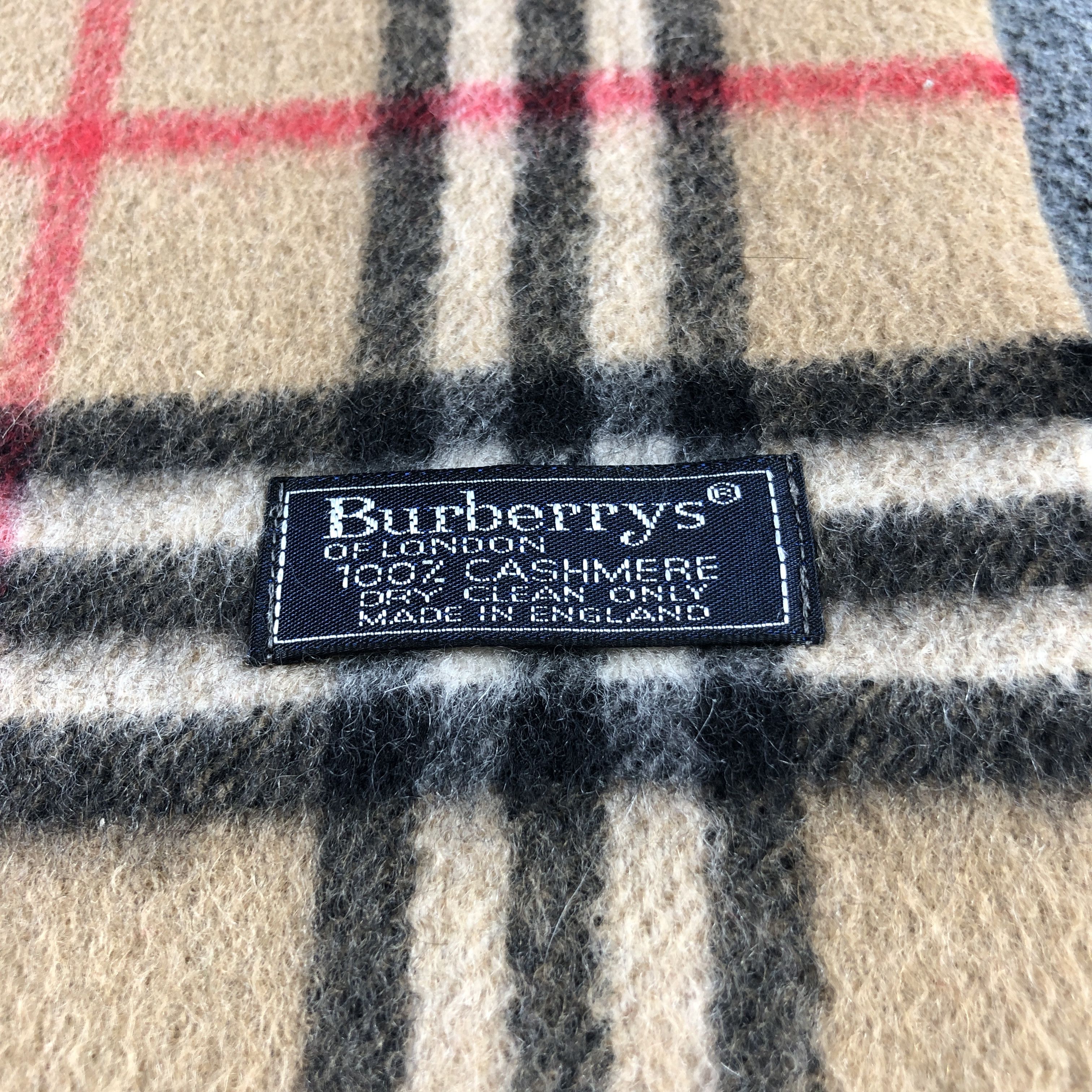 Burberry Burberry Tan Nova Check Cashmere Scarf Muffler V2891 Size ONE SIZE - 4 Thumbnail