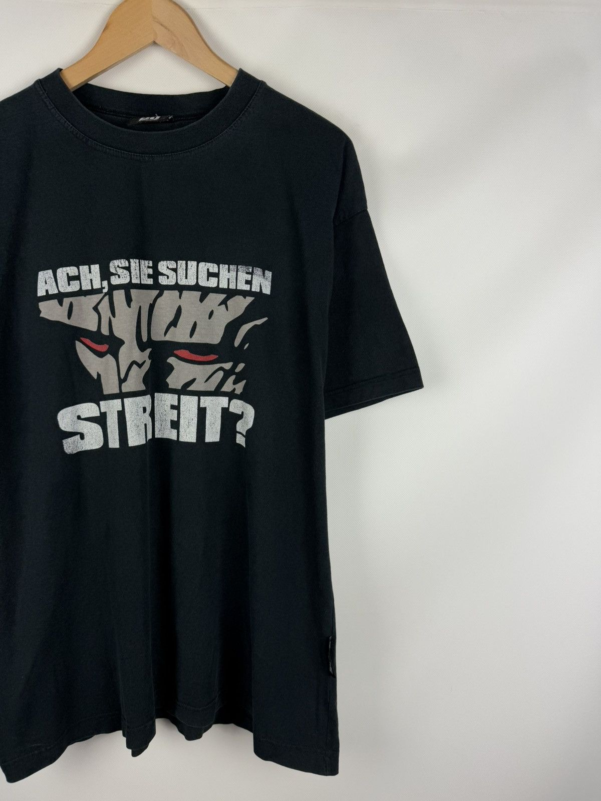 Band Tees × Vintage Bohse Onkelz Ach, Sie Suchen Streit Vintage Band T Shirt Tee Size US XL / EU 56 / 4 - 3 Thumbnail