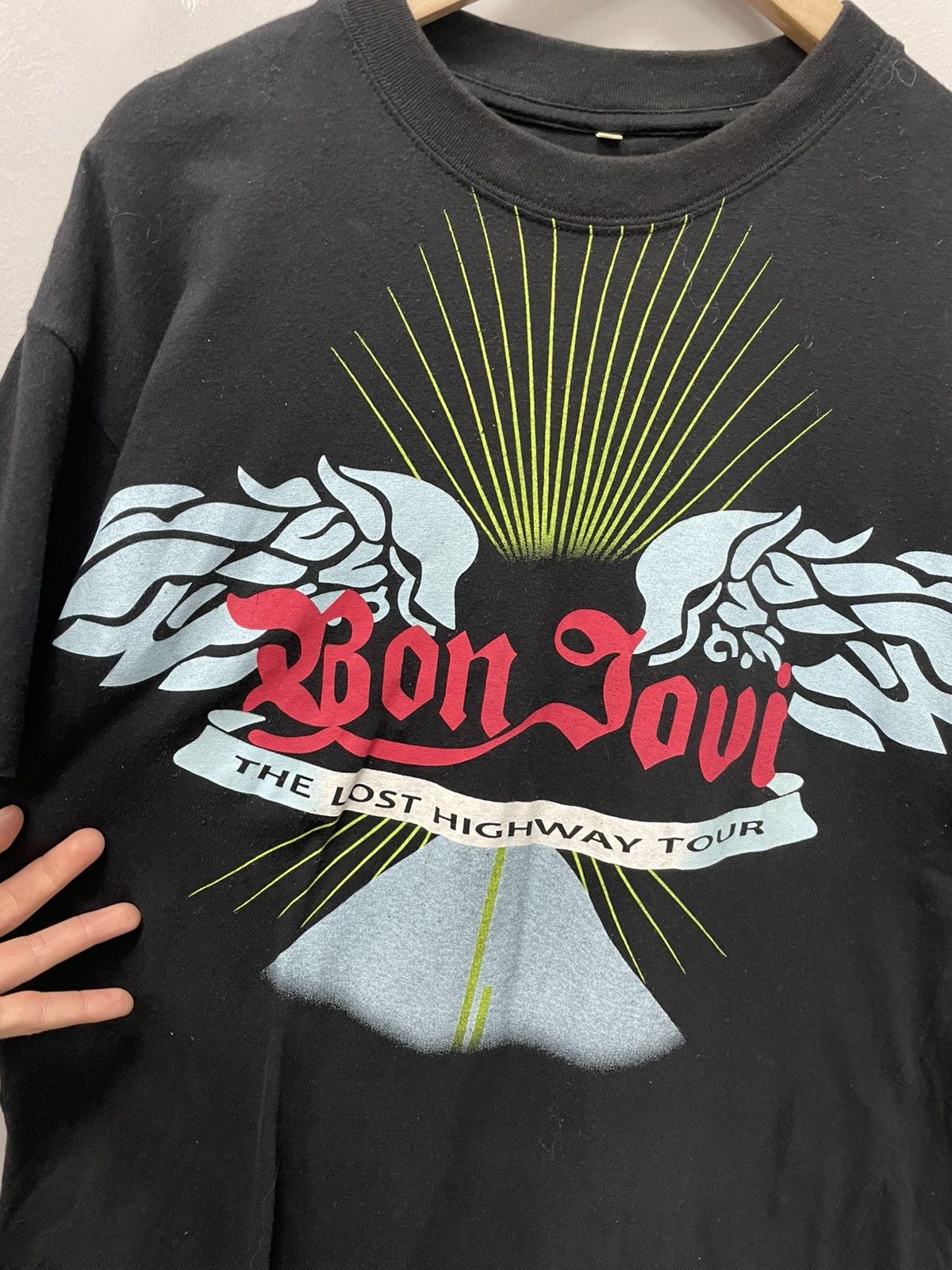 Bon Jovi × Vintage VINTAGE ROCK BAND BONJOVI 2008 tour tee T shirt Size US M / EU 48-50 / 2 - 2 Thumbnail