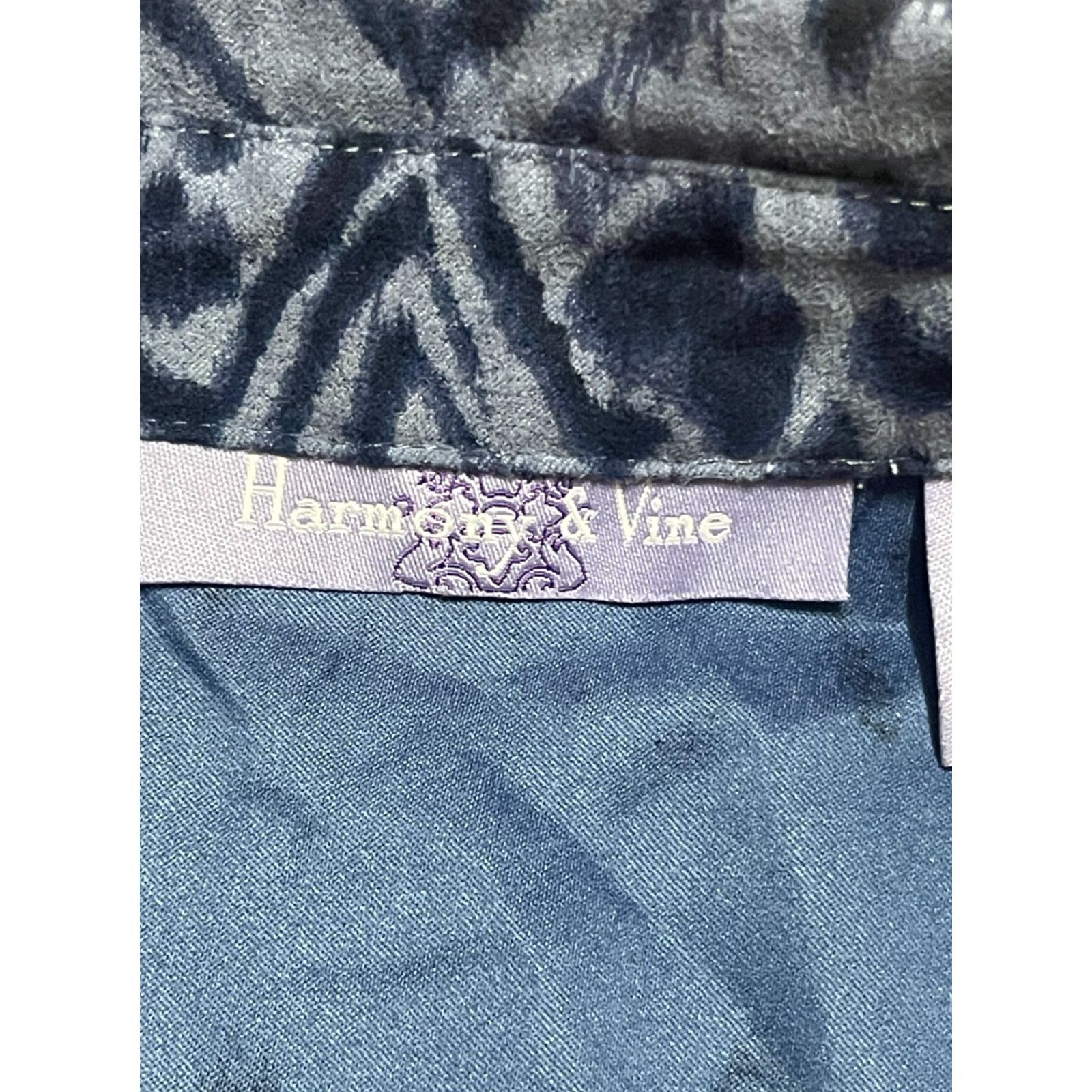 Harmony Harmony & Vine Shirt Women's Large Blue Black Full Zip Animal Print Casual Modern Bag? Wait. Size L / US 10 / IT 46 - 7 Thumbnail