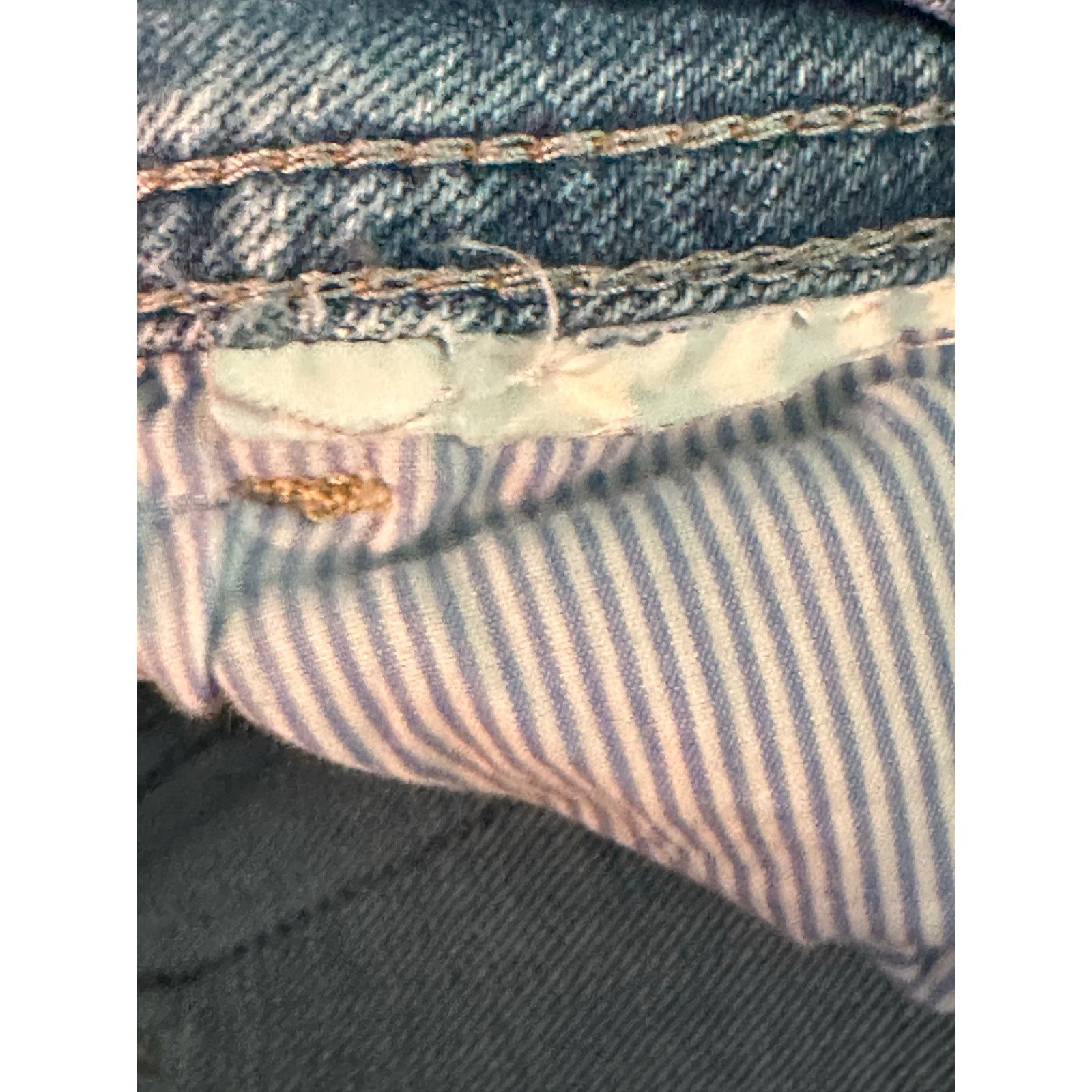 Zara Trafaluc Denimwear blue distressed straight leg jeans size 4 Size 27" / US 4 / IT 40 - 4 Thumbnail