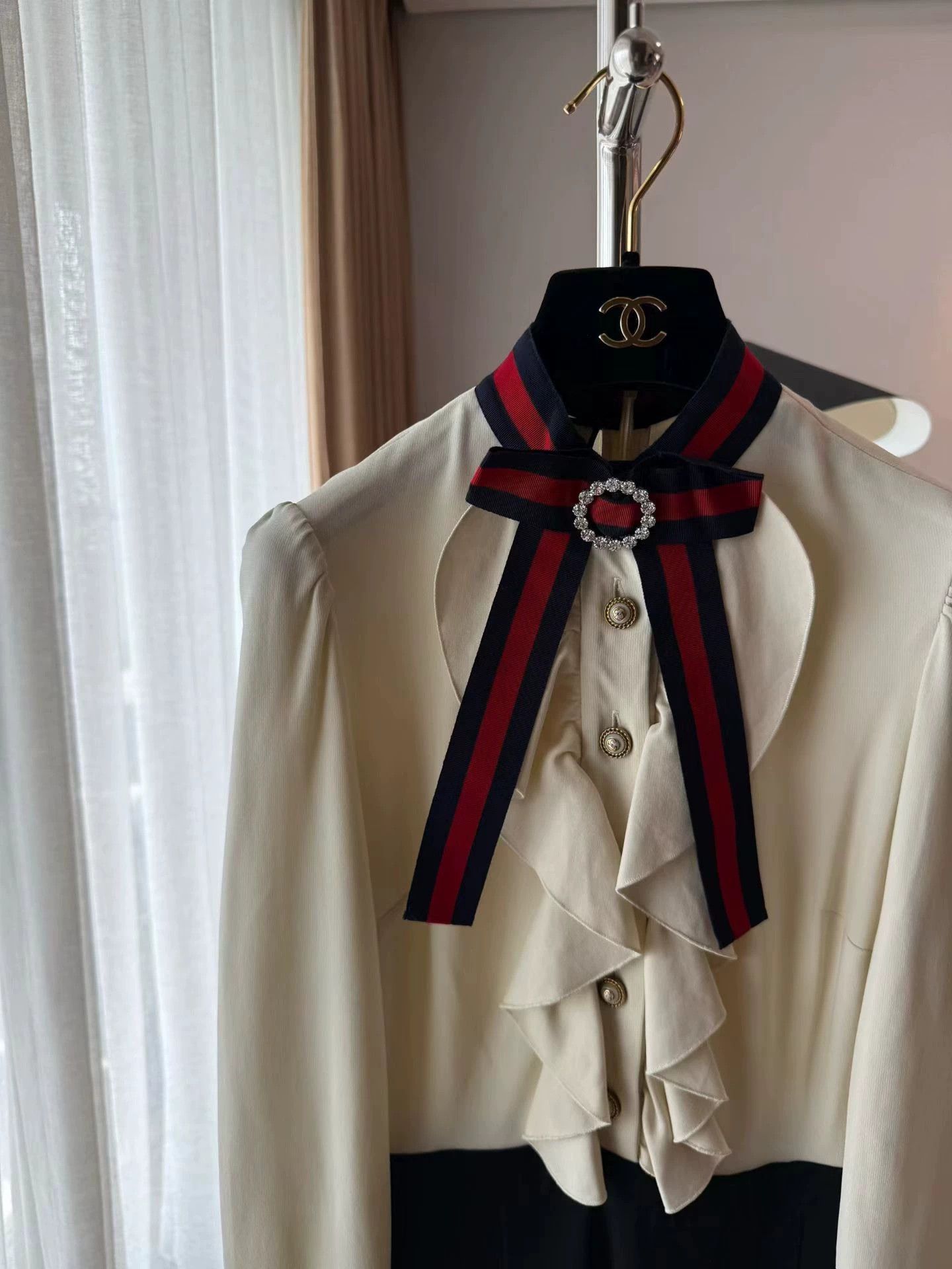 Gucci Gucci Bow High Waist Elastic XS Liu Yifei Dress Size XS / US 0-2 / IT 36-38 - 2 Thumbnail
