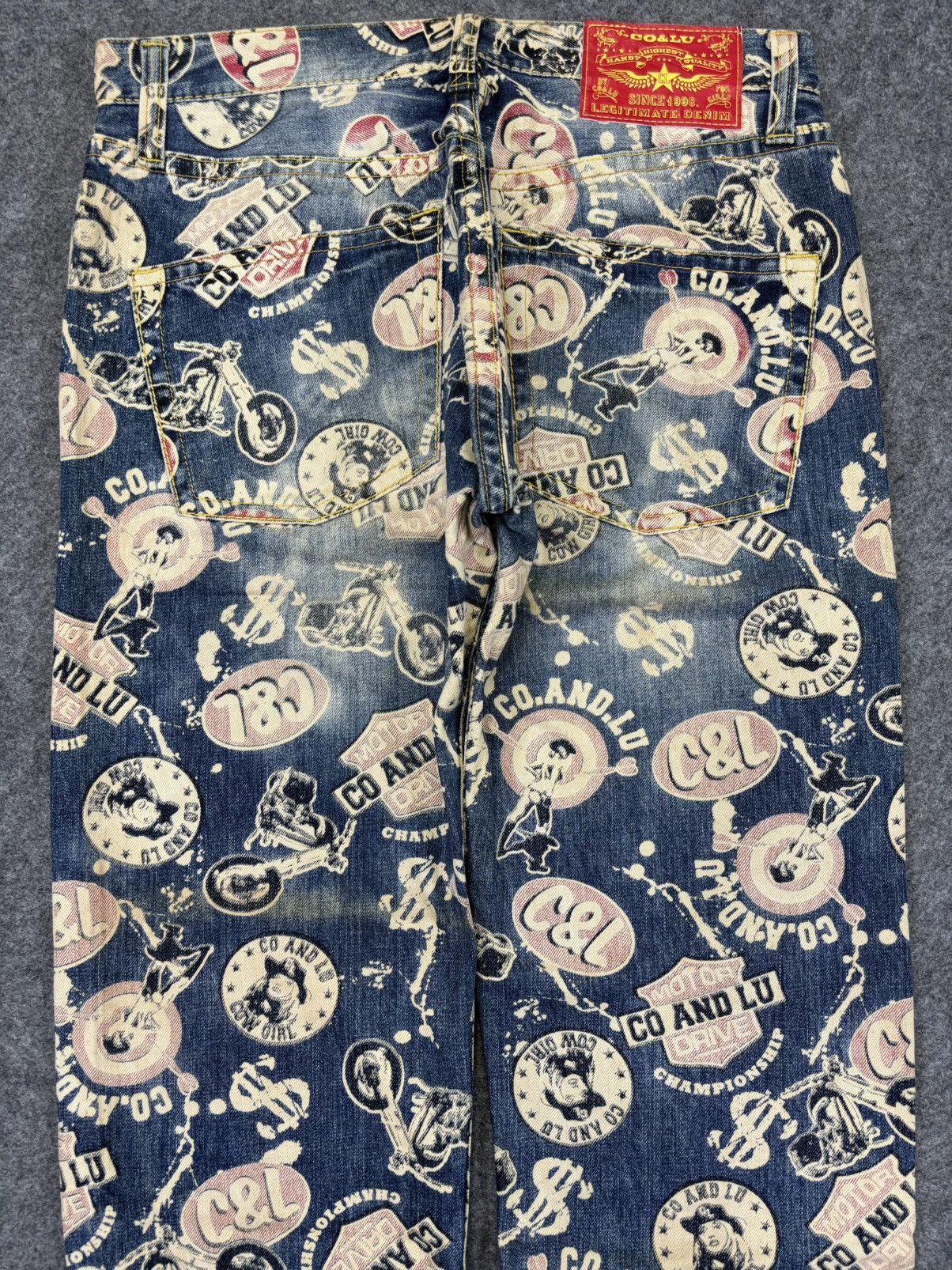 Japanese Brand 💥Hysteric Style💥Co&Lu Full Print Stone Wash Denim F695 Size US 33 - 9 Thumbnail