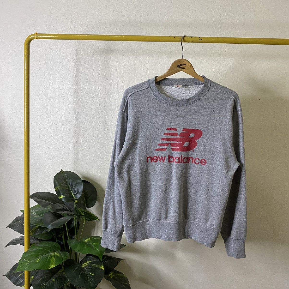 New Balance Vintage Y2K New Balance OG Logo Crewneck Sweatshirt Size US M / EU 48-50 / 2 - 1 Thumbnail