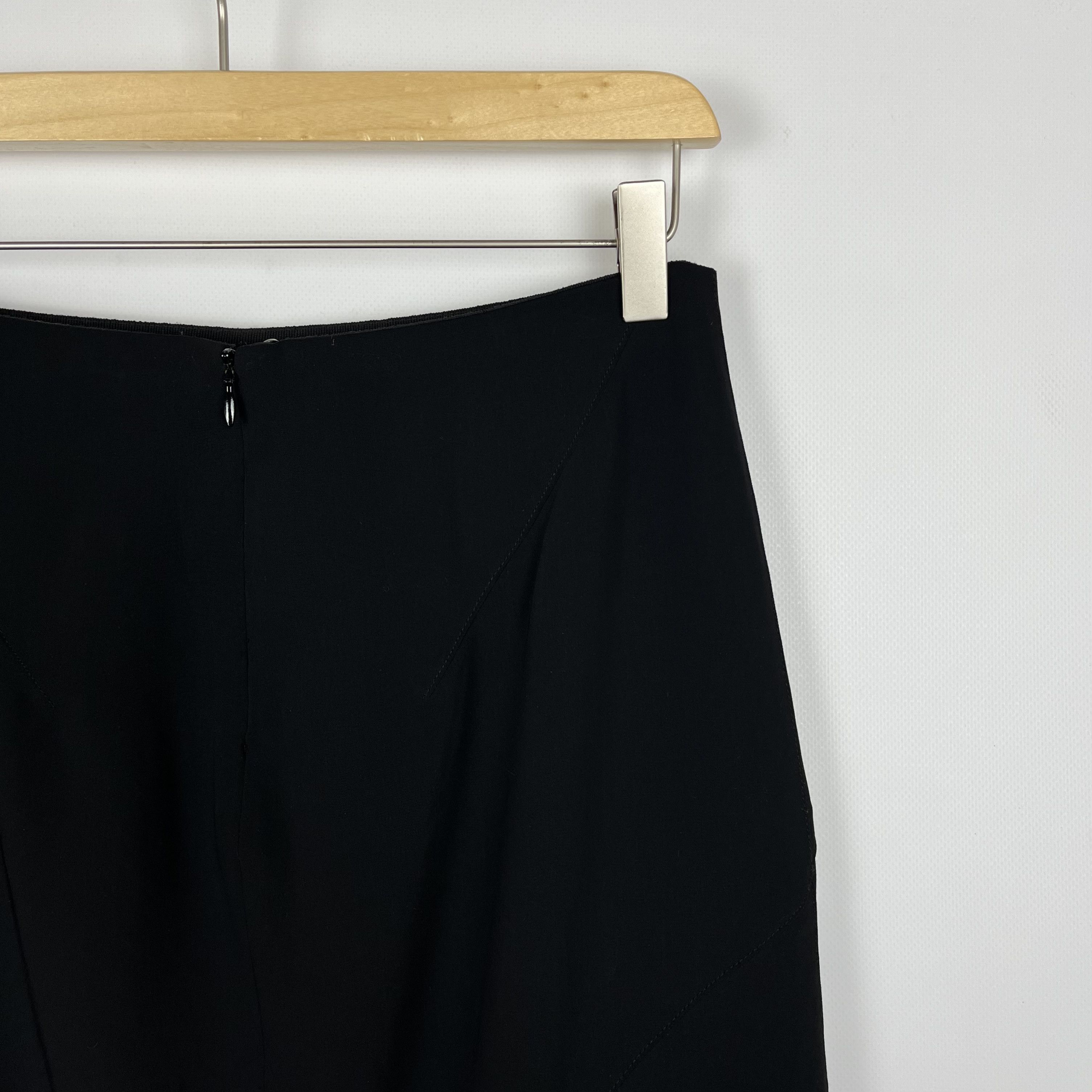 Maison Margiela Maison Margiela Line 1 Avant-Garde Back Zip Black Midi Skirt Size 28" / US 6 / IT 42 - 14 Thumbnail