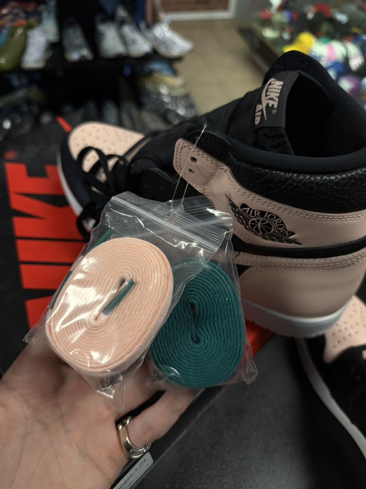 Jordan Brand × Nike Jordan 1 High OG Black Crimson Tint Size 11.5 New 2019 Size US 11.5 / EU 44-45 - 7 Thumbnail