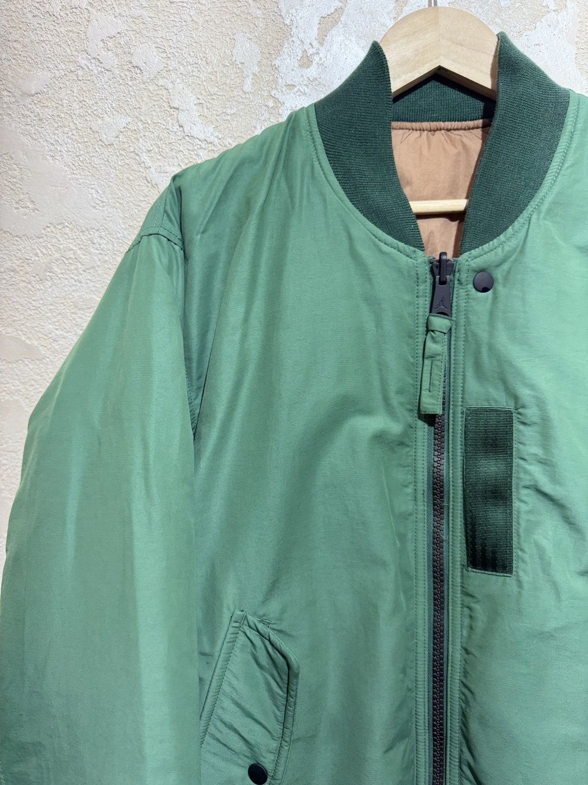 Jordan Brand Nike Air Jordan Essentials Statements MA-1 Jacket Size US M / EU 48-50 / 2 - 3 Thumbnail