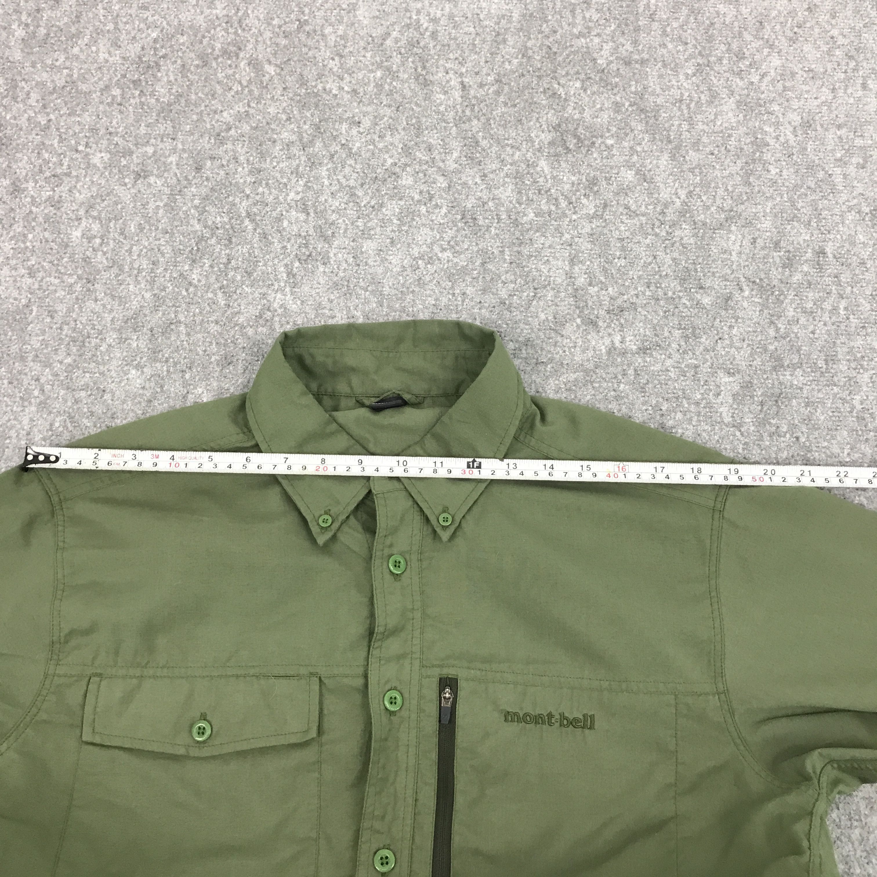 Japanese Brand × Montbell MONT-BELL OUTDOOR GREEN BRAND BUTTON UP TSHIRTS Size US L / EU 52-54 / 3 - 9 Thumbnail
