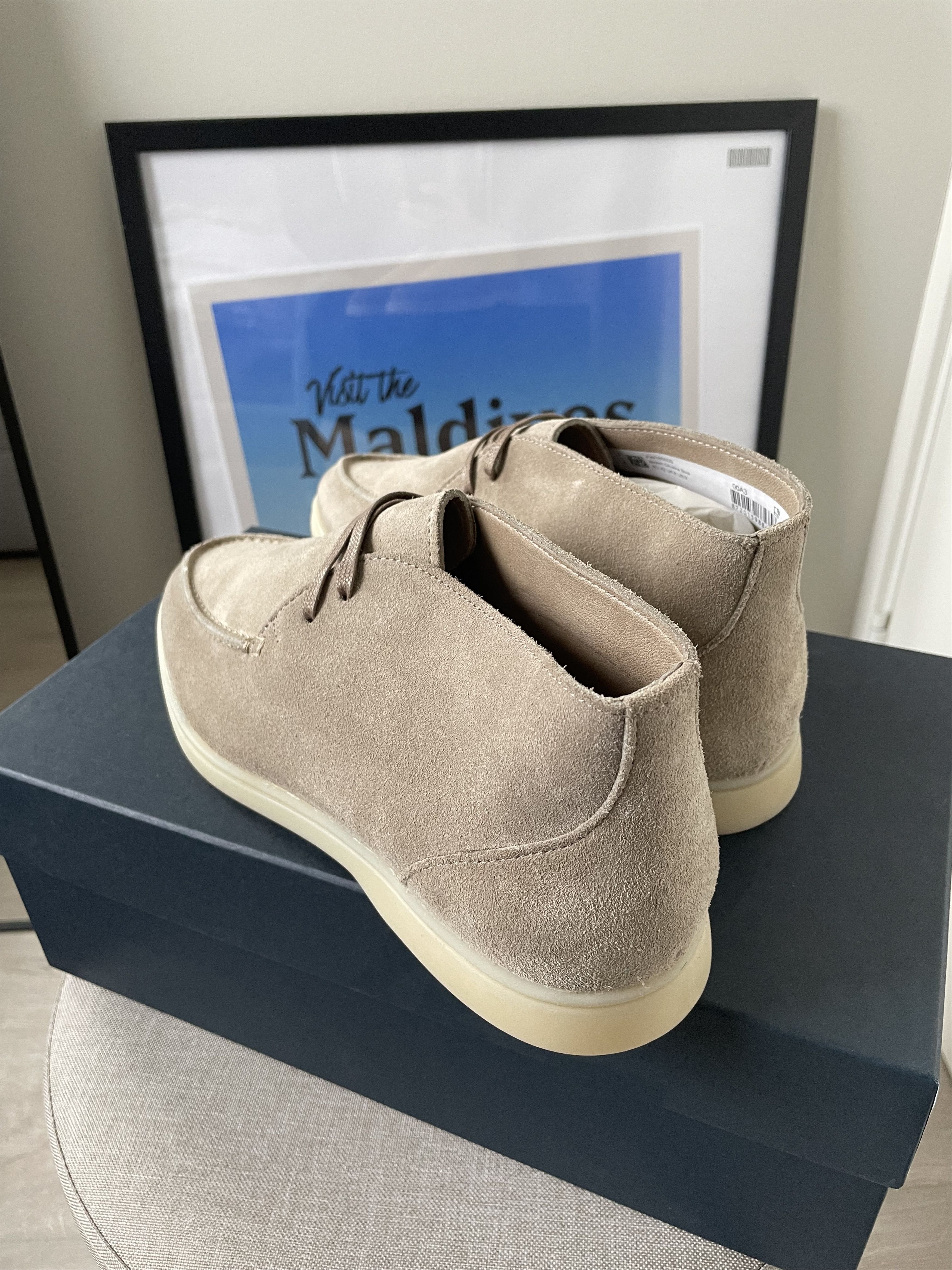 Suitsupply [NO US TAX] New Suitsupply suede chukka boots, US9\UK8\EU42 Size US 9 / EU 42 - 2 Thumbnail