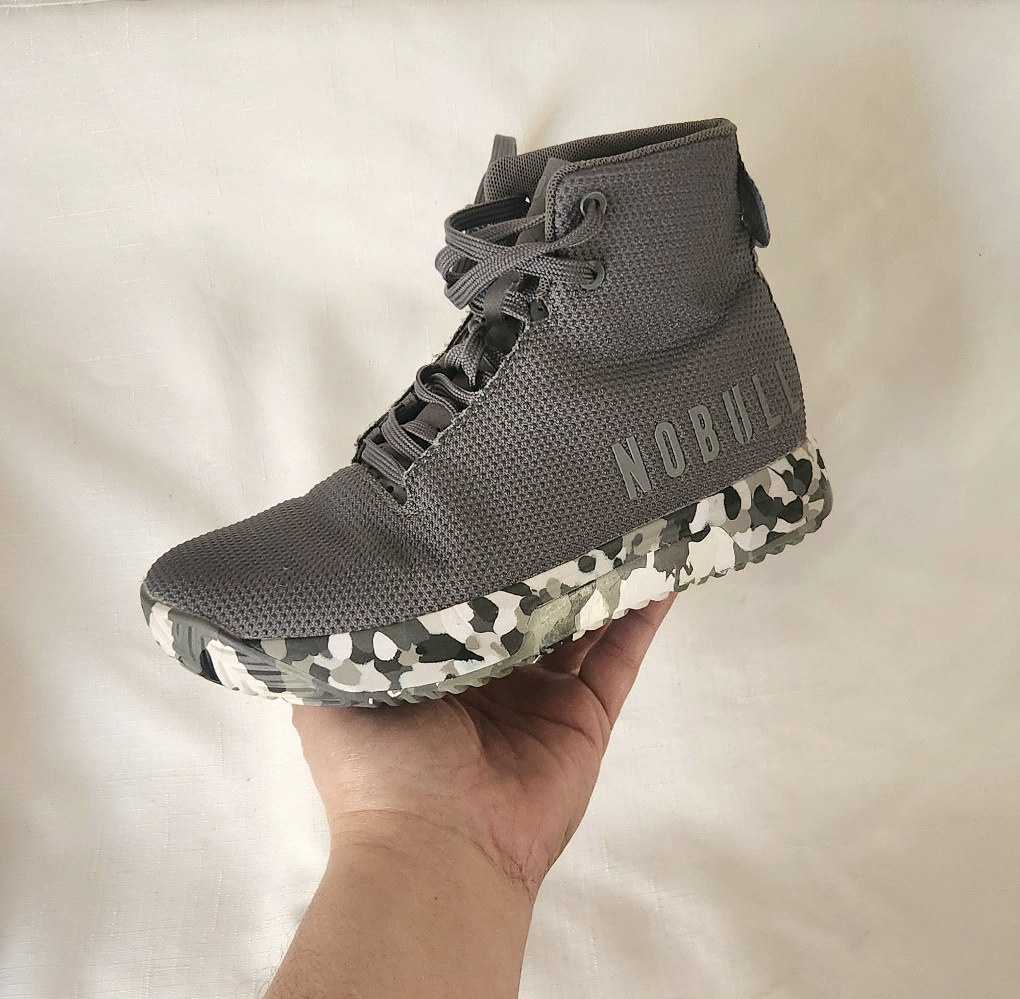 Other Nobull Adult Unisex Women's SZ 7 Men's 5.5 High Top Size US 5.5 / EU 38 - 1 Thumbnail