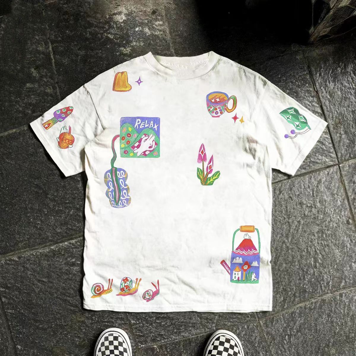 Vintage White retro snail print t-shirt Size US M / EU 48-50 / 2 - 1 Thumbnail