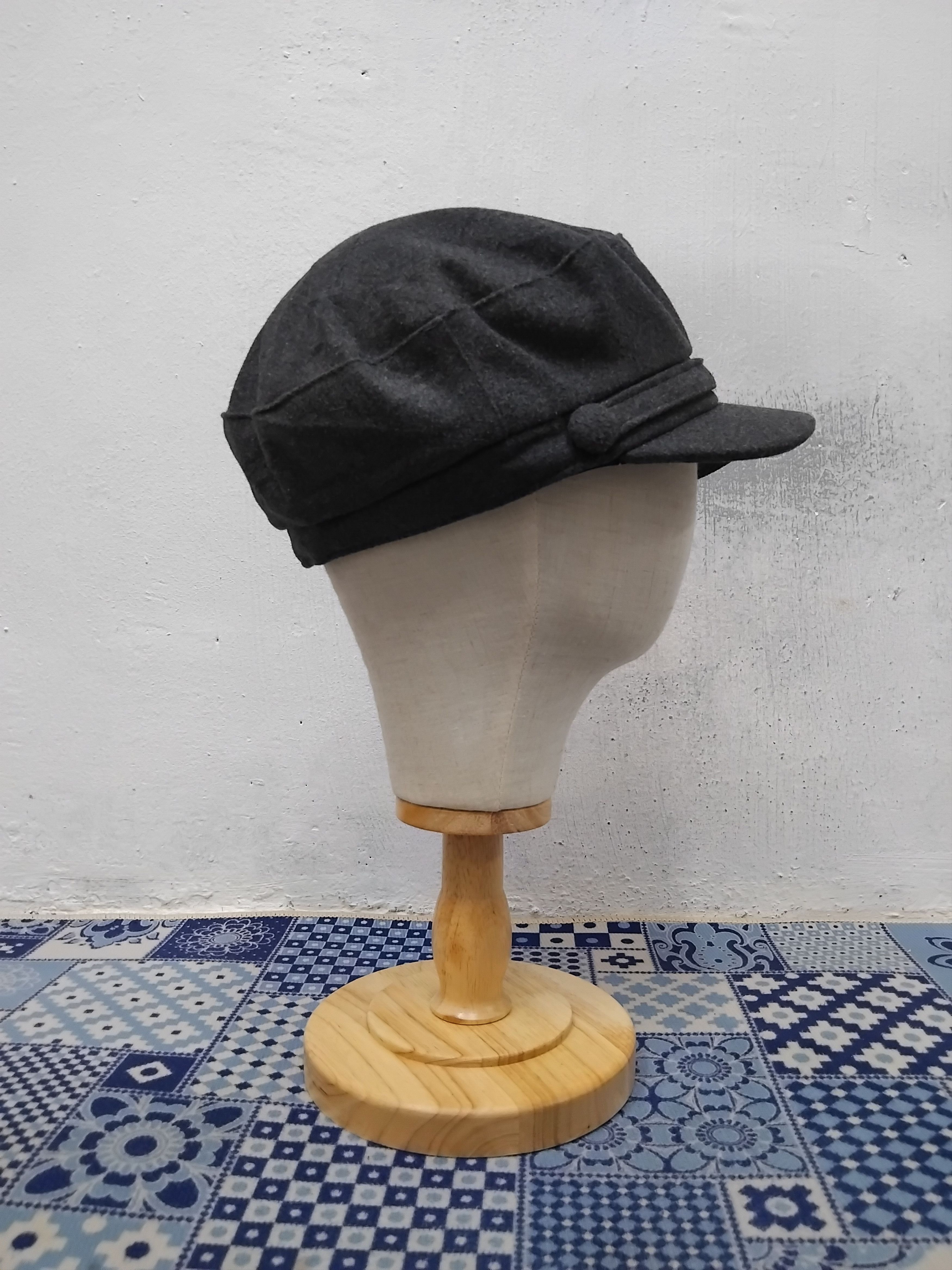 Japanese Brand Unbrand black colour cap Size 38 - 7 Thumbnail