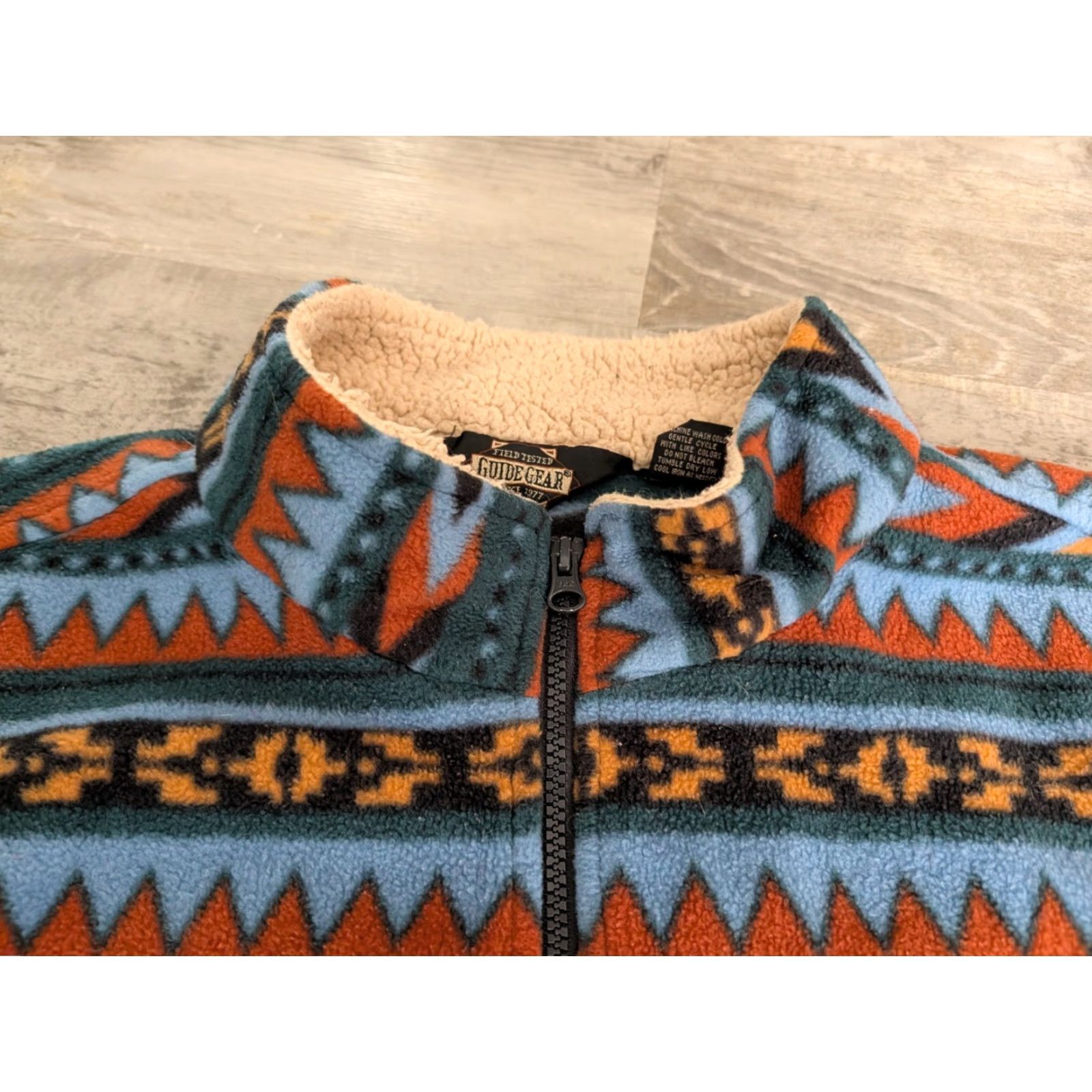 Vintage VINTAGE Guide Gear Mens Full Zip Aztec Southwest Print Sherpa Lined Collar Fleece Jacket XL Blue Mens 90s Southwestern Outdoor Hiking Walking Size US XL / EU 56 / 4 - 6 Thumbnail