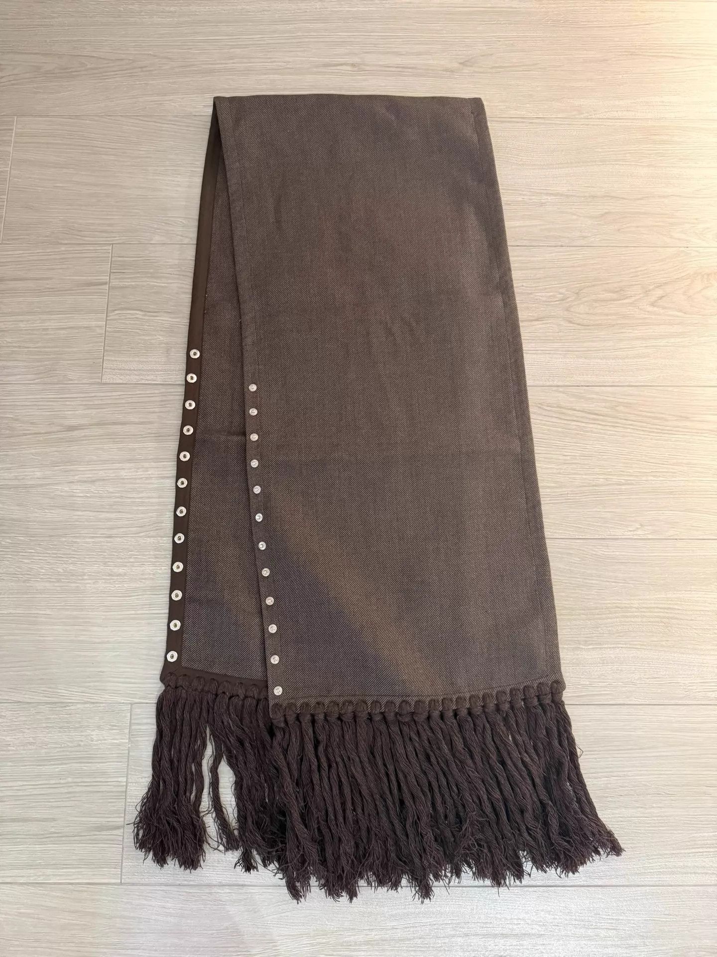 Jil Sander JIL SANDER NEW Oversized Long Shawl Scarf Button Closure Size ONE SIZE - 1 Thumbnail
