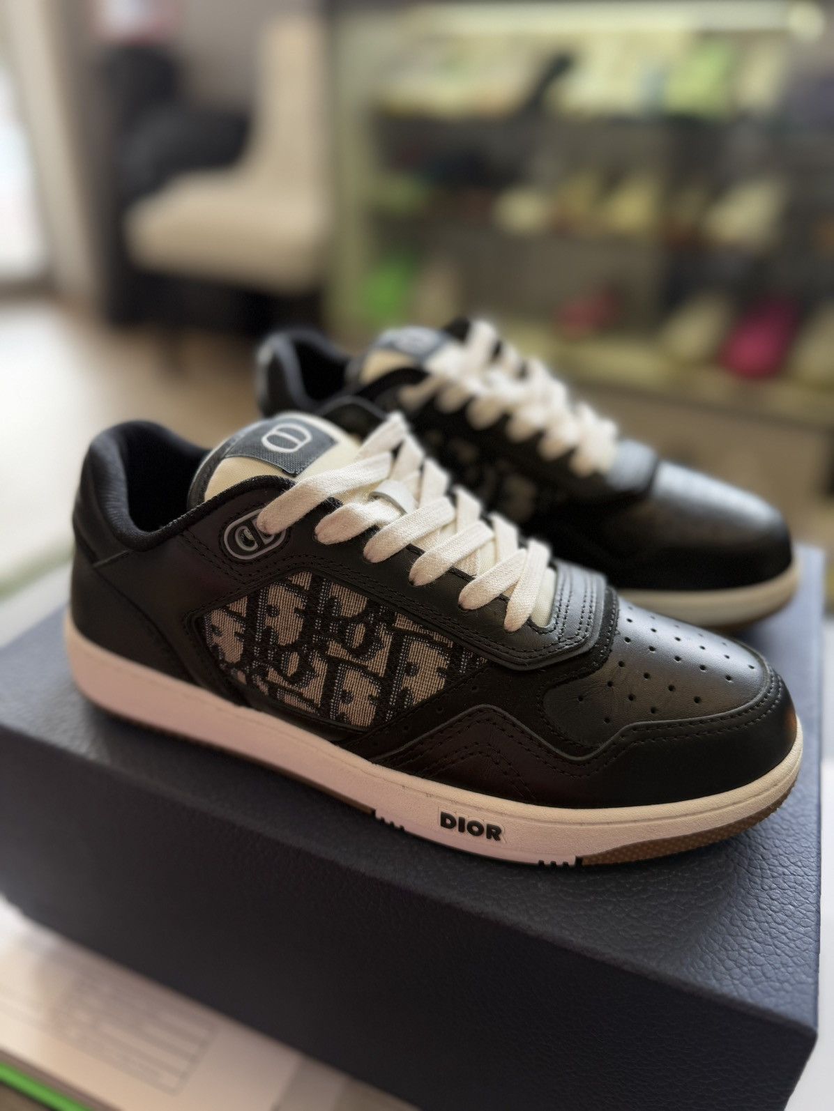 Dior Dior Low Top Calfskin Sneakers Size 38EU/5US Men’s Size US 5 / EU 37 - 3 Thumbnail