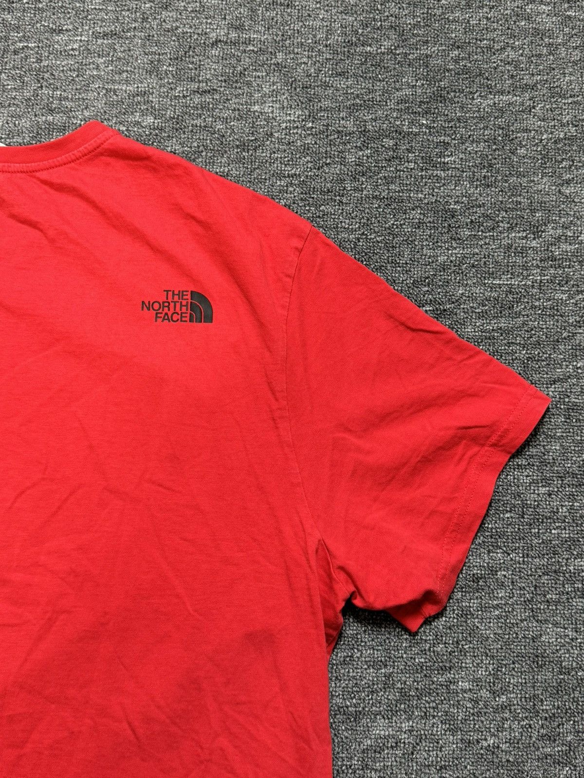 The North Face The North Face Men’s XXL Red T-Shirt “Never Stop Exploring” Size US XXL / EU 58 / 5 - 5 Thumbnail