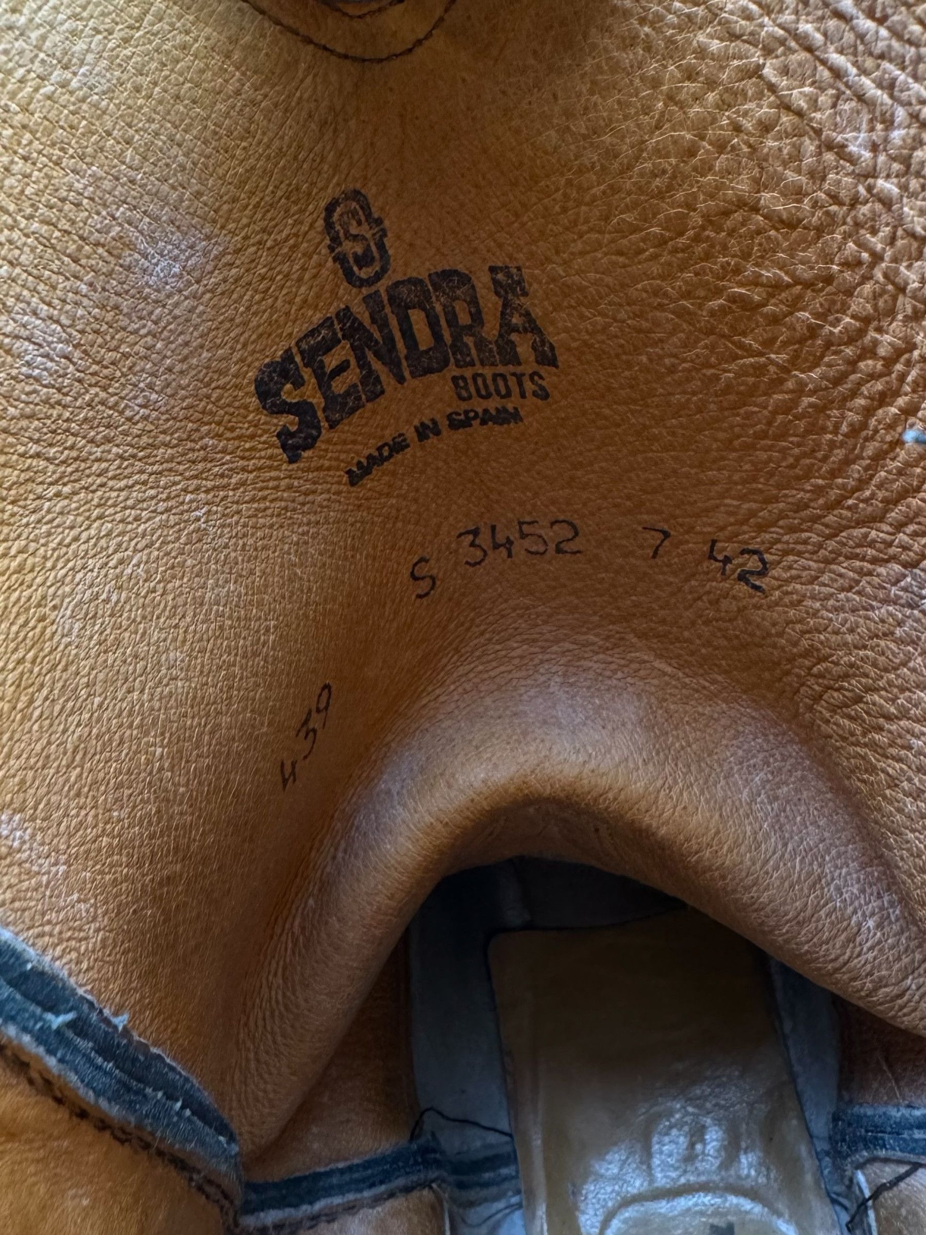 Cowboy Equipment Sendra Vintage Leather Boots (D10) Size US 9 / EU 42 - 11 Thumbnail