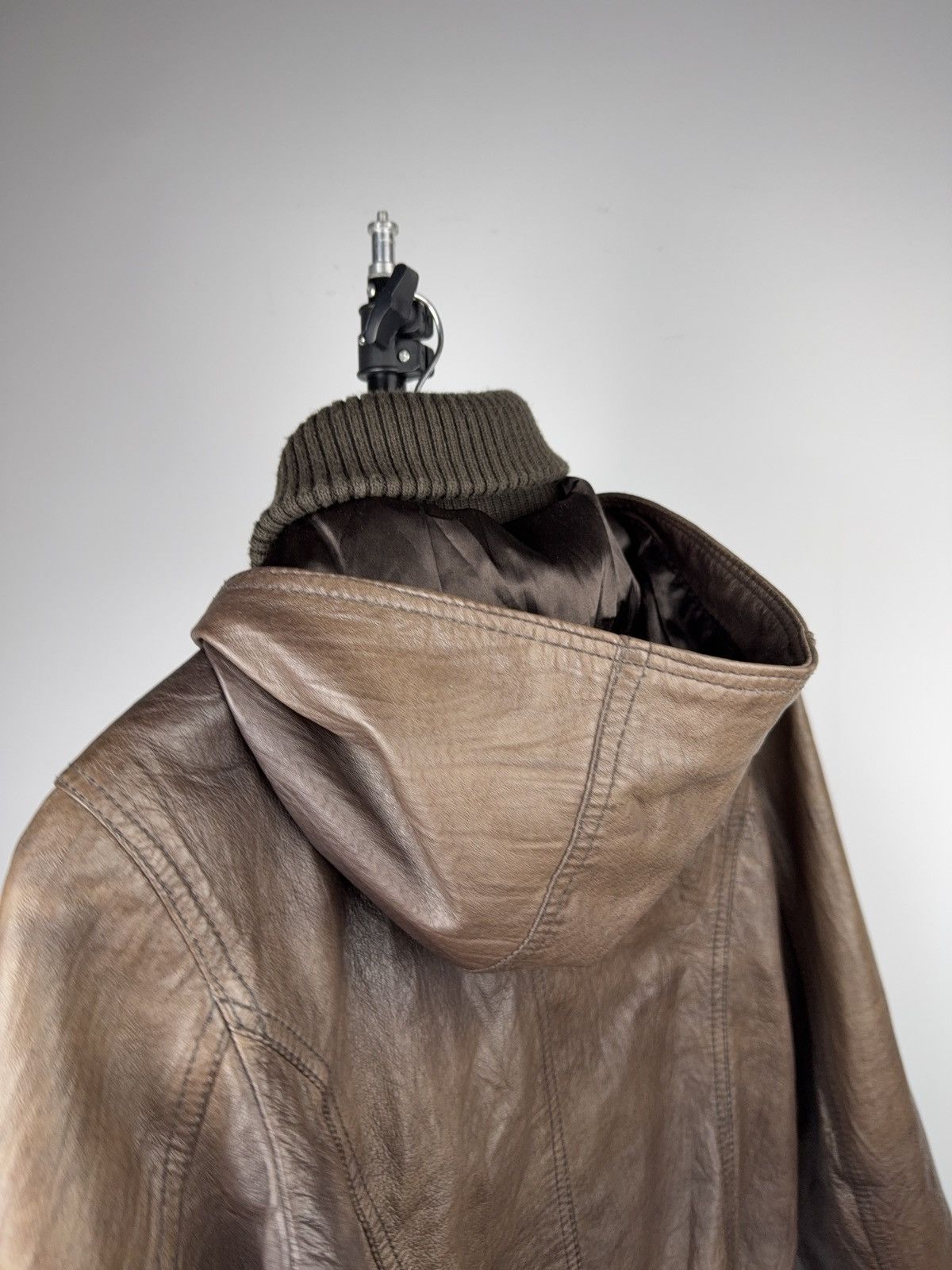 Japanese Brand 90s Retro Avant Garde Brown Leather Hooded Aviator Jacket Size XS / US 0-2 / IT 36-38 - 20 Thumbnail