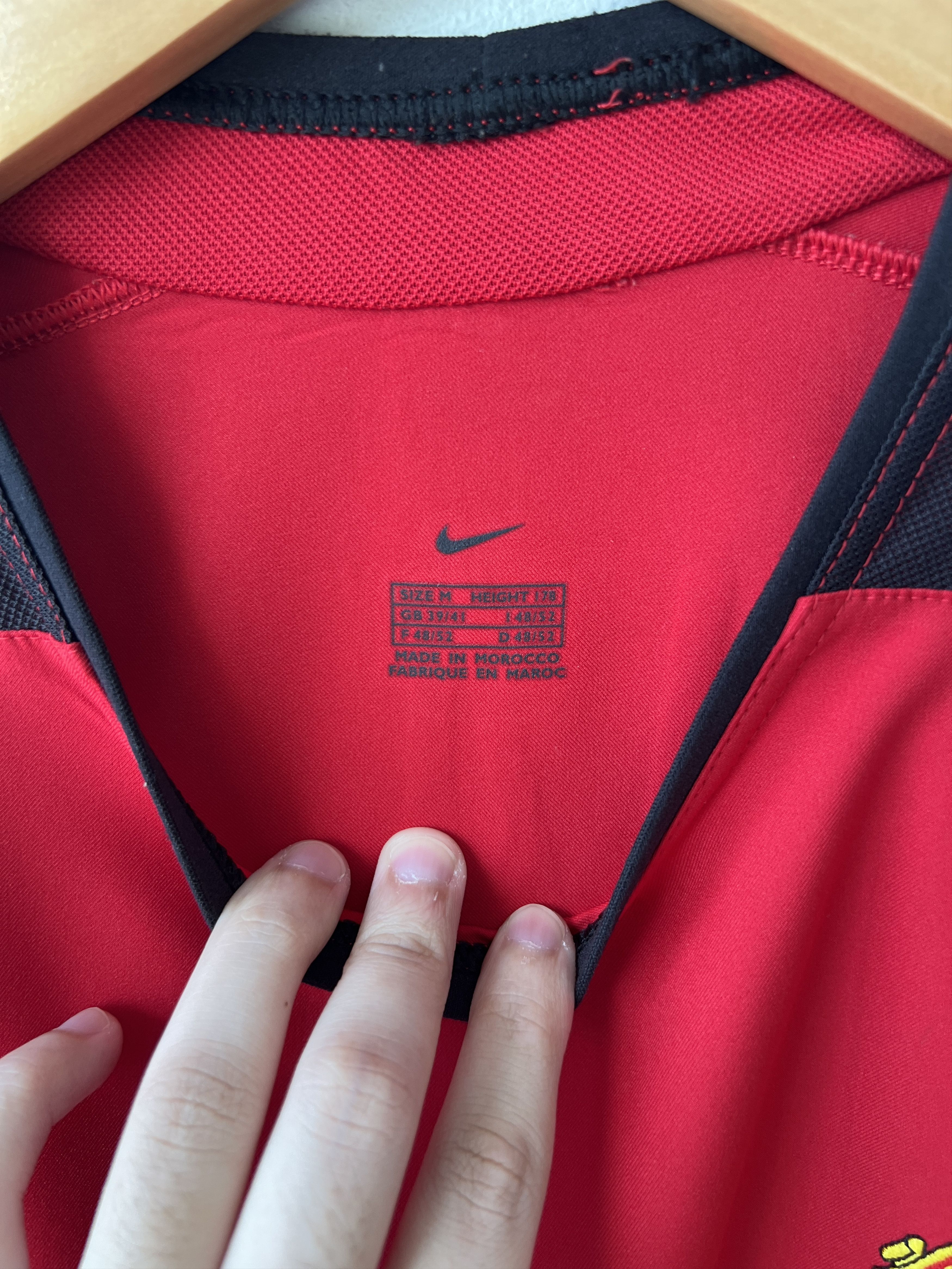 Nike (M) Manchester United 2002-04 Home Kit Ronaldo #7 Size US M / EU 48-50 / 2 - 3 Thumbnail
