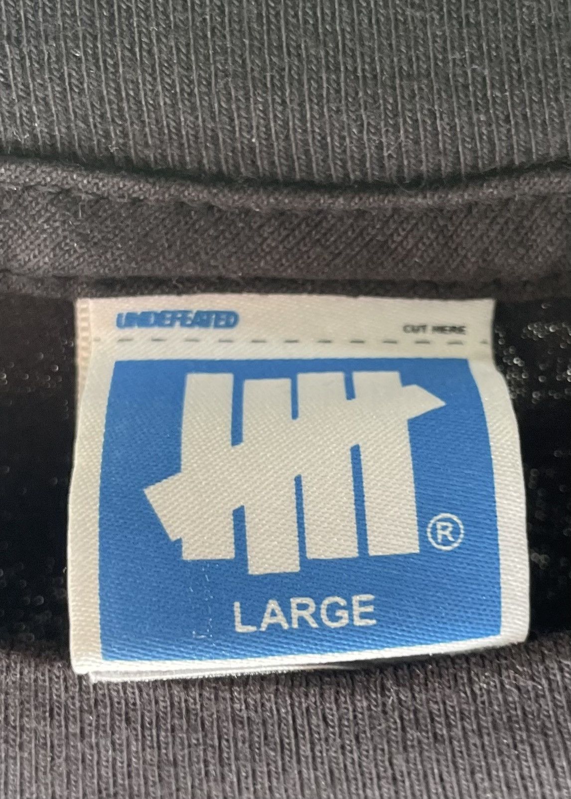 Undefeated Undefeated x Octagon L/S T-Shirt Size US L / EU 52-54 / 3 - 5 Thumbnail