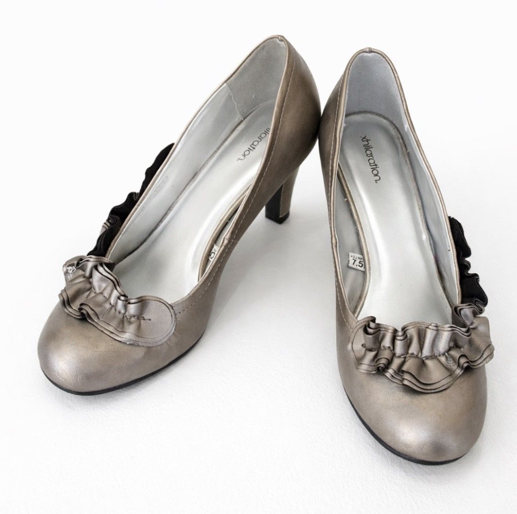 Other Xhileration Metallic Heels Size US 8 / IT 38 - 1 Thumbnail
