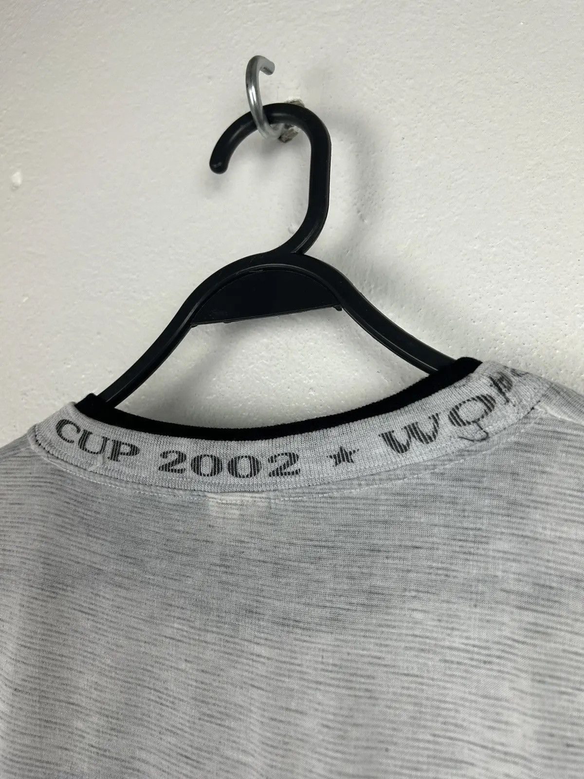 Vintage Vintage 2002 World Cup David Beckham Crazy Bootleg Tee Size US XL / EU 56 / 4 - 8 Thumbnail