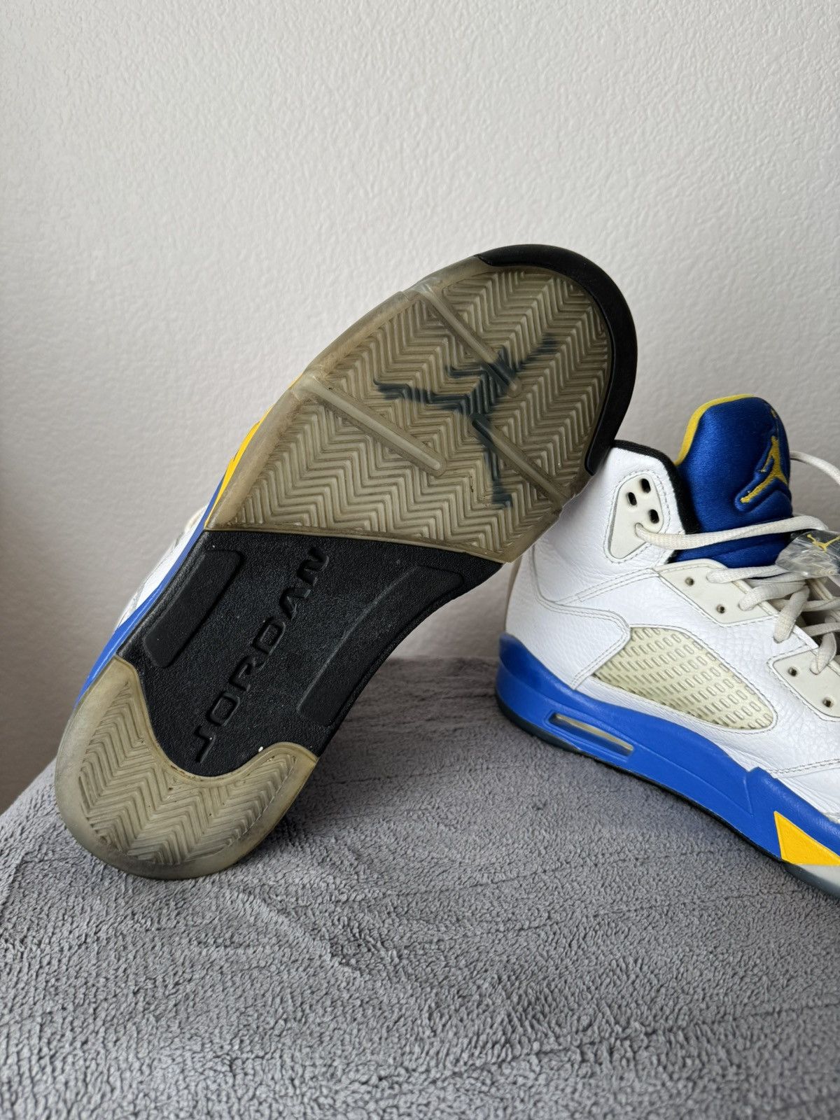 Jordan Brand × Nike Air Jordan 5 Retro “Laney” 2013 Size US 11 / EU 44 - 6 Thumbnail