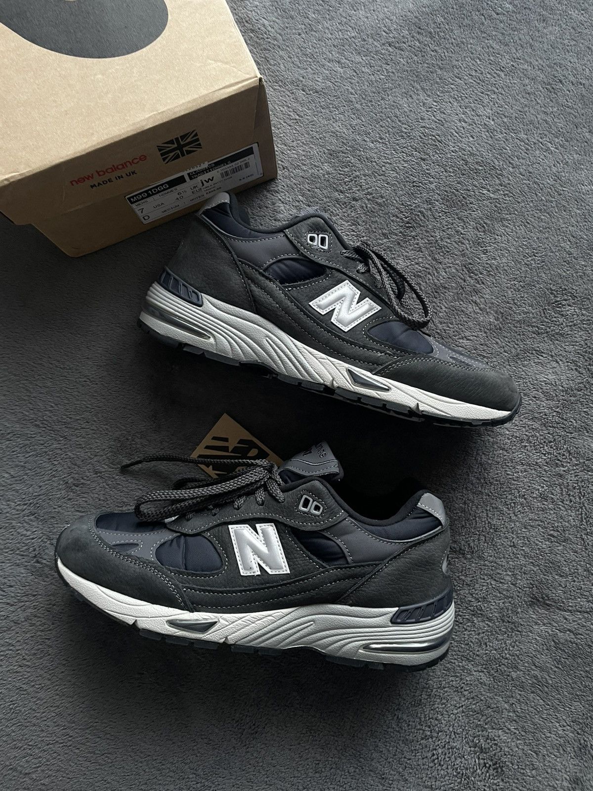 New Balance New Balance 991 MiUK black 7 Size US 7 / EU 40 - 2 Thumbnail