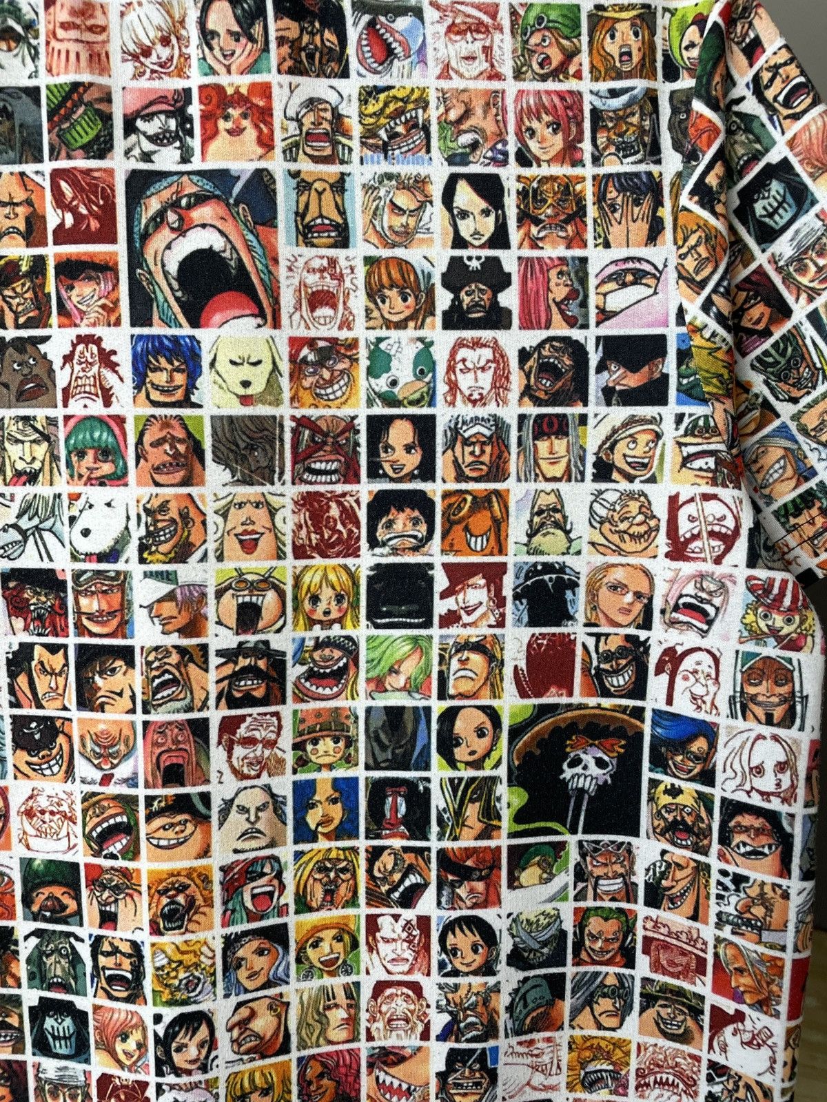 Anime ONE PIECE AOP × SHANKS x battle of marineford x fan bbotlegg Size US M / EU 48-50 / 2 - 10 Thumbnail