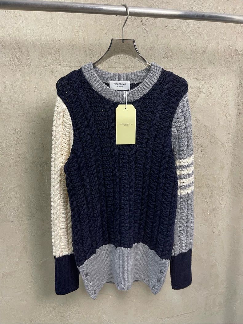 Thom Browne Thom Browne Beige gray Tibetan blue color block round-neck Size US XXS / EU 40 - 1 Thumbnail