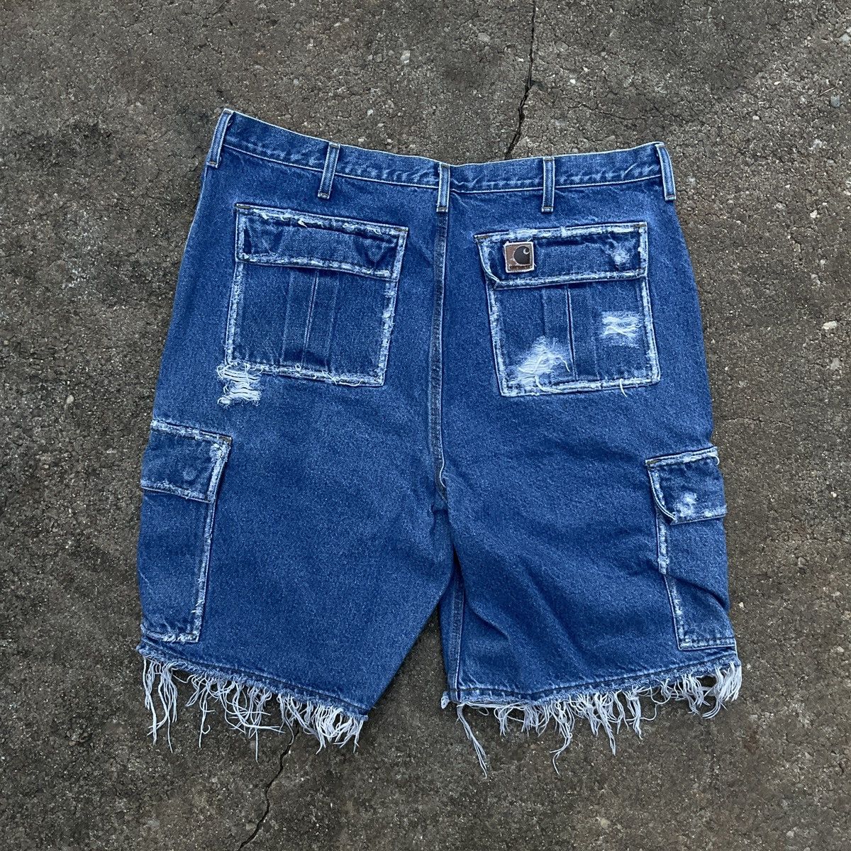 Carhartt × Vintage Vintage Thrashed Carhartt Denim Cargo Workwear Shorts Size US 40 / EU 56 - 4 Thumbnail