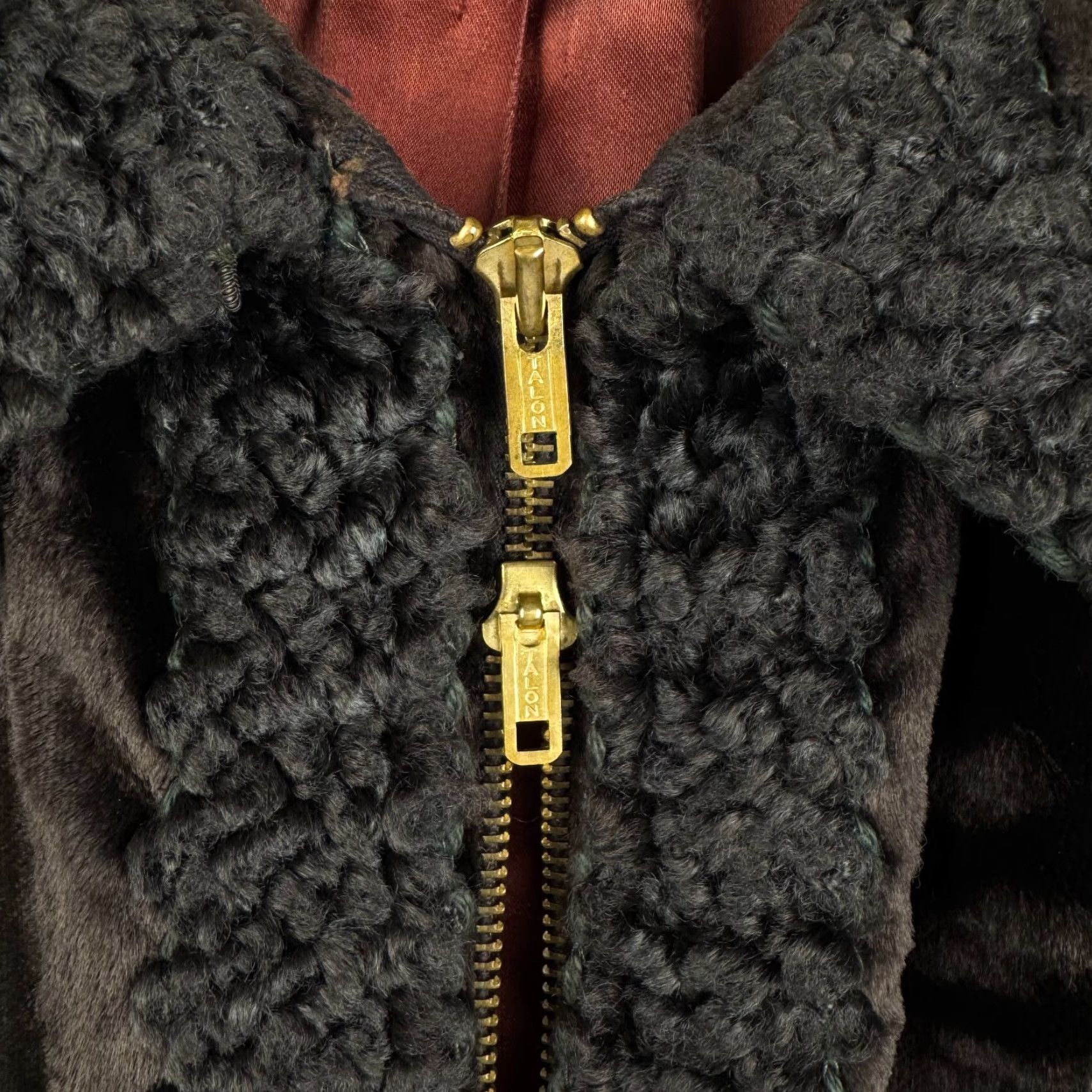 Vintage VINTAGE Country Pacer Coat Womens S Faux Fur Brown 70s 80s Long Fur Double Talon Zip - 36" Long Size S / US 4 / IT 40 - 5 Thumbnail