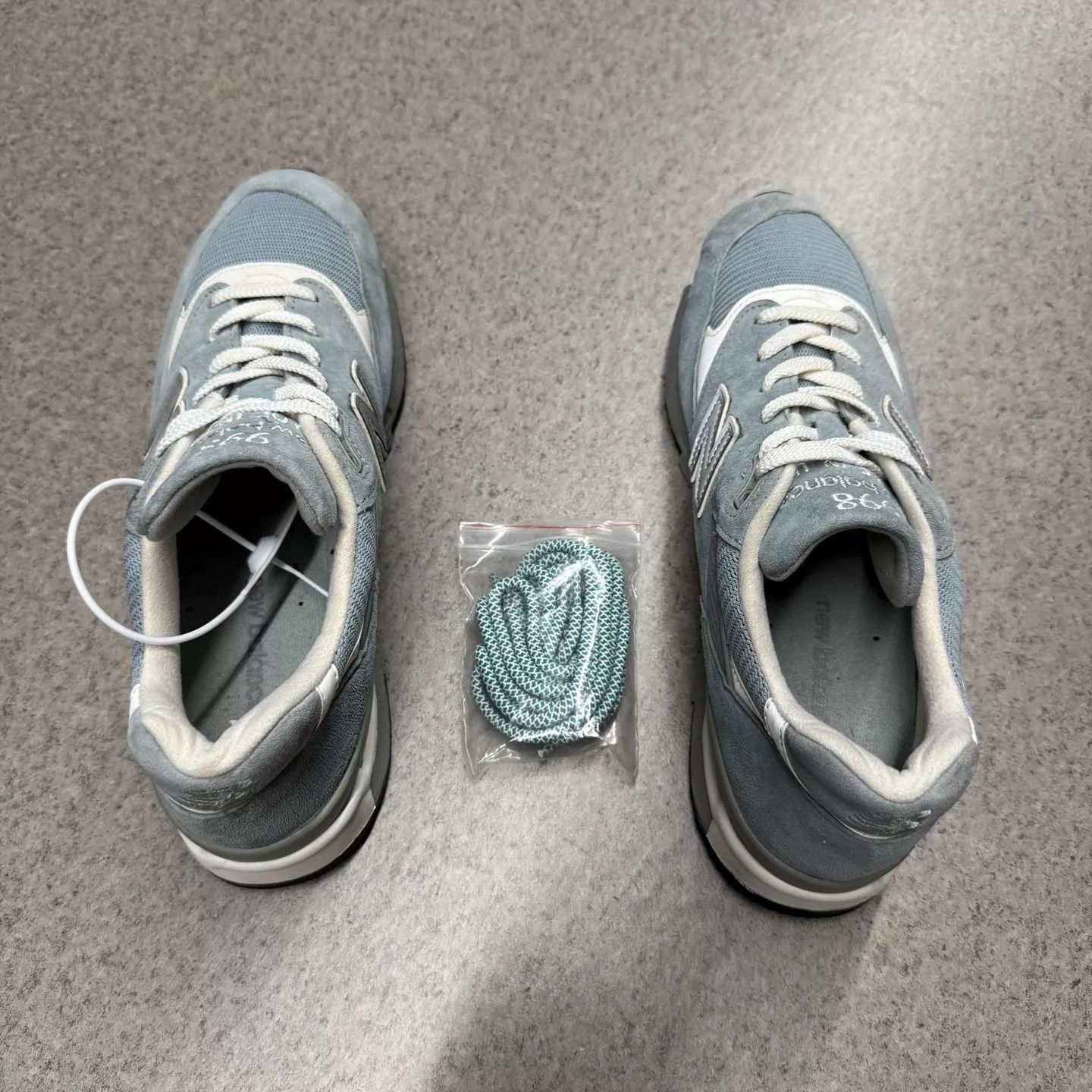 New Balance NB998 Pool Blue 45 Worn Very Few Times Size US 12 / EU 45 - 8 Thumbnail