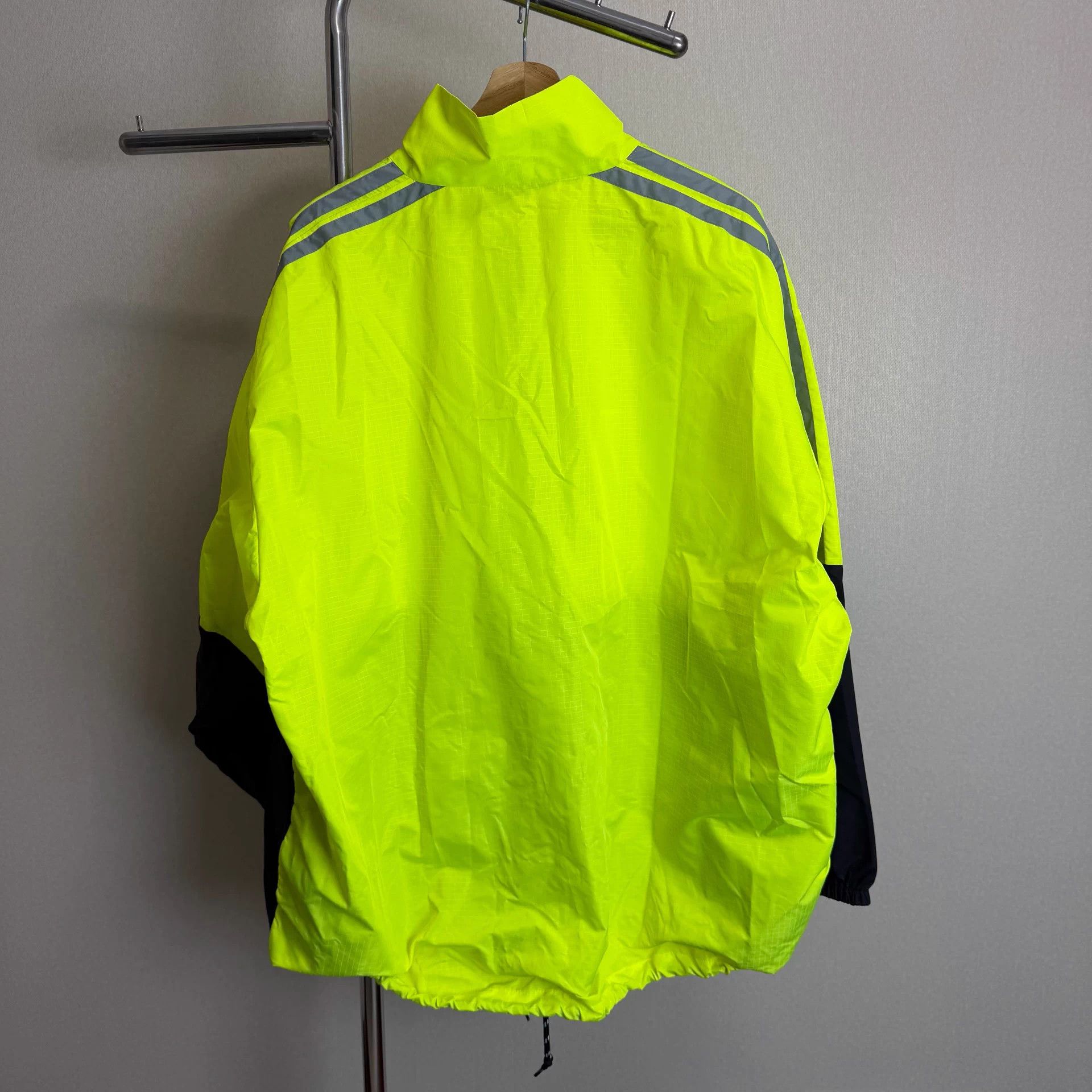 Balenciaga Balenciaga colorblock logo jacket men's 40 yellow Size US XXS / EU 40 - 2 Thumbnail