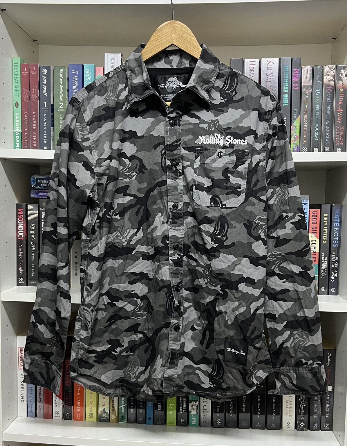 Band Tees 2015 The Rolling Stones Camo Shirt Size US L / EU 52-54 / 3 - 2 Thumbnail