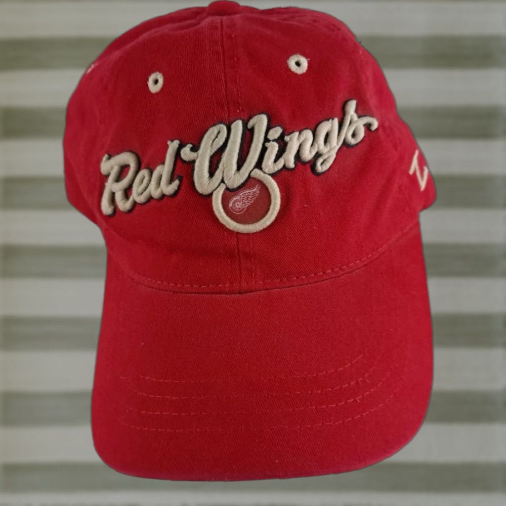 Zephyr VINTAGE Detroit Red Wings Hockey Adjustable Embroidered Zephyr Hat Hat Men One Size Red Cotton Canvas Baseball Cap Sports Adjustable Men Size ONE SIZE - 1 Thumbnail
