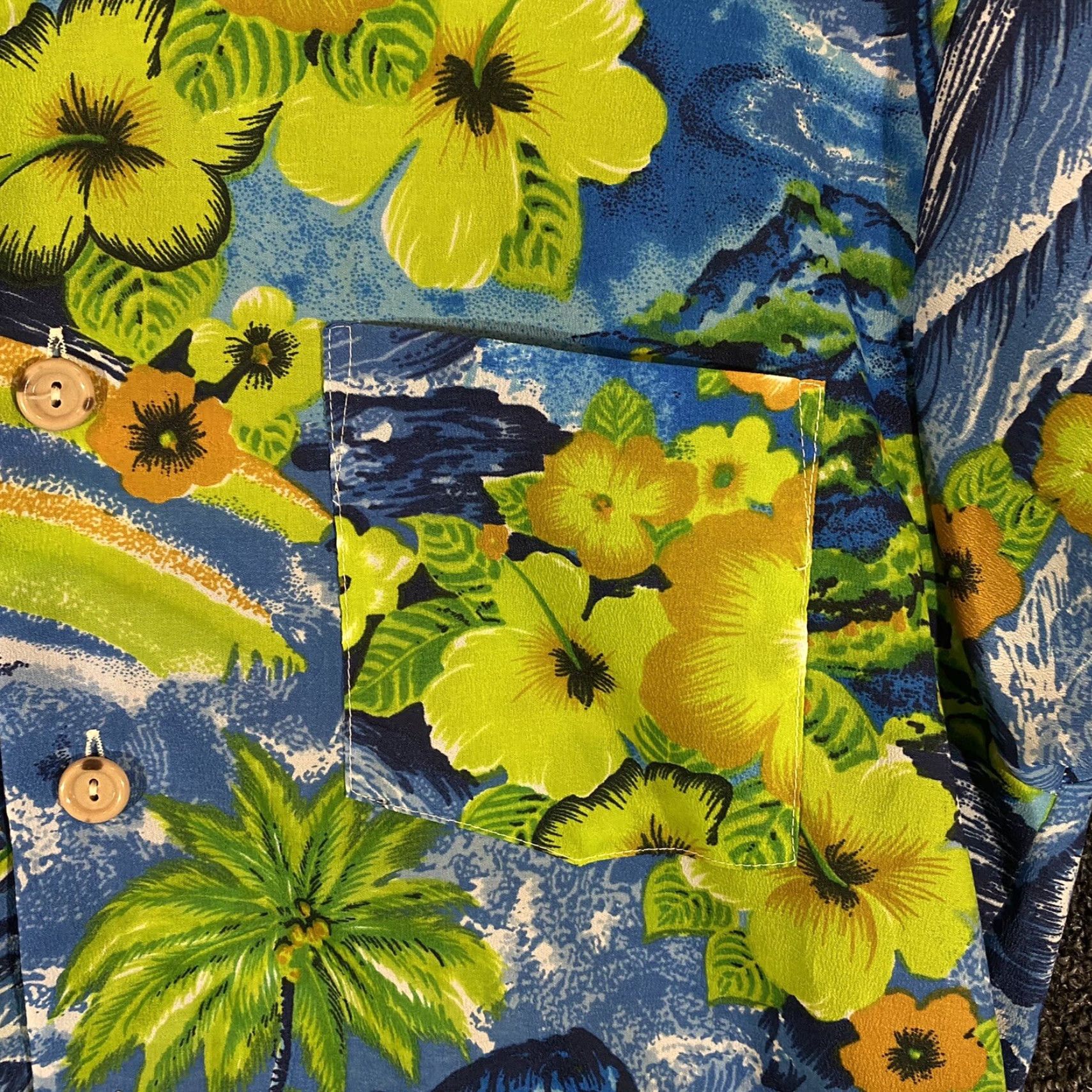 ALOHAS VINTAGE Aloha Shirt Mens Medium Blue Green Floral Button-Up Short Sleeve Wave Print S/S Size US M / EU 48-50 / 2 - 4 Thumbnail