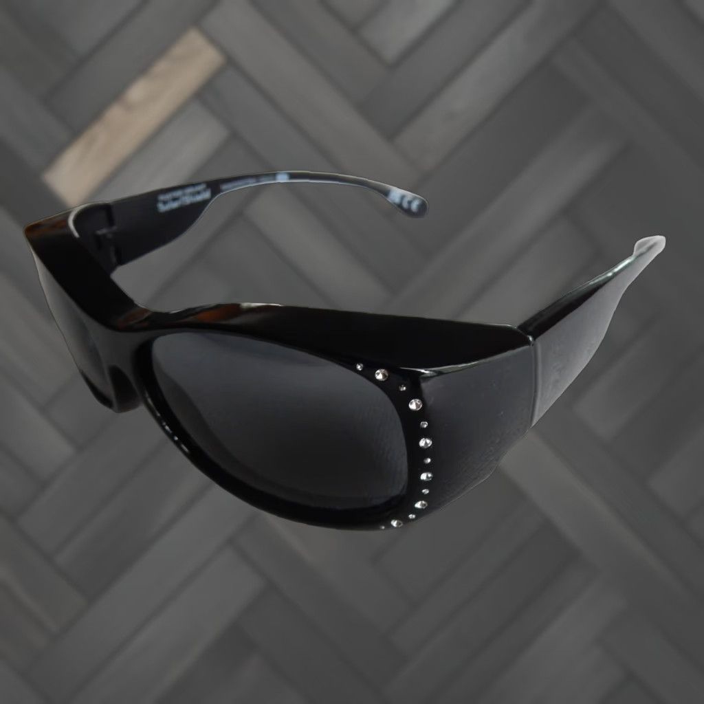 Foster Grant VINTAGE Foster Grant Polarized Fit Over Sunglasses Women Black SR1222 Size ONE SIZE - 1 Thumbnail