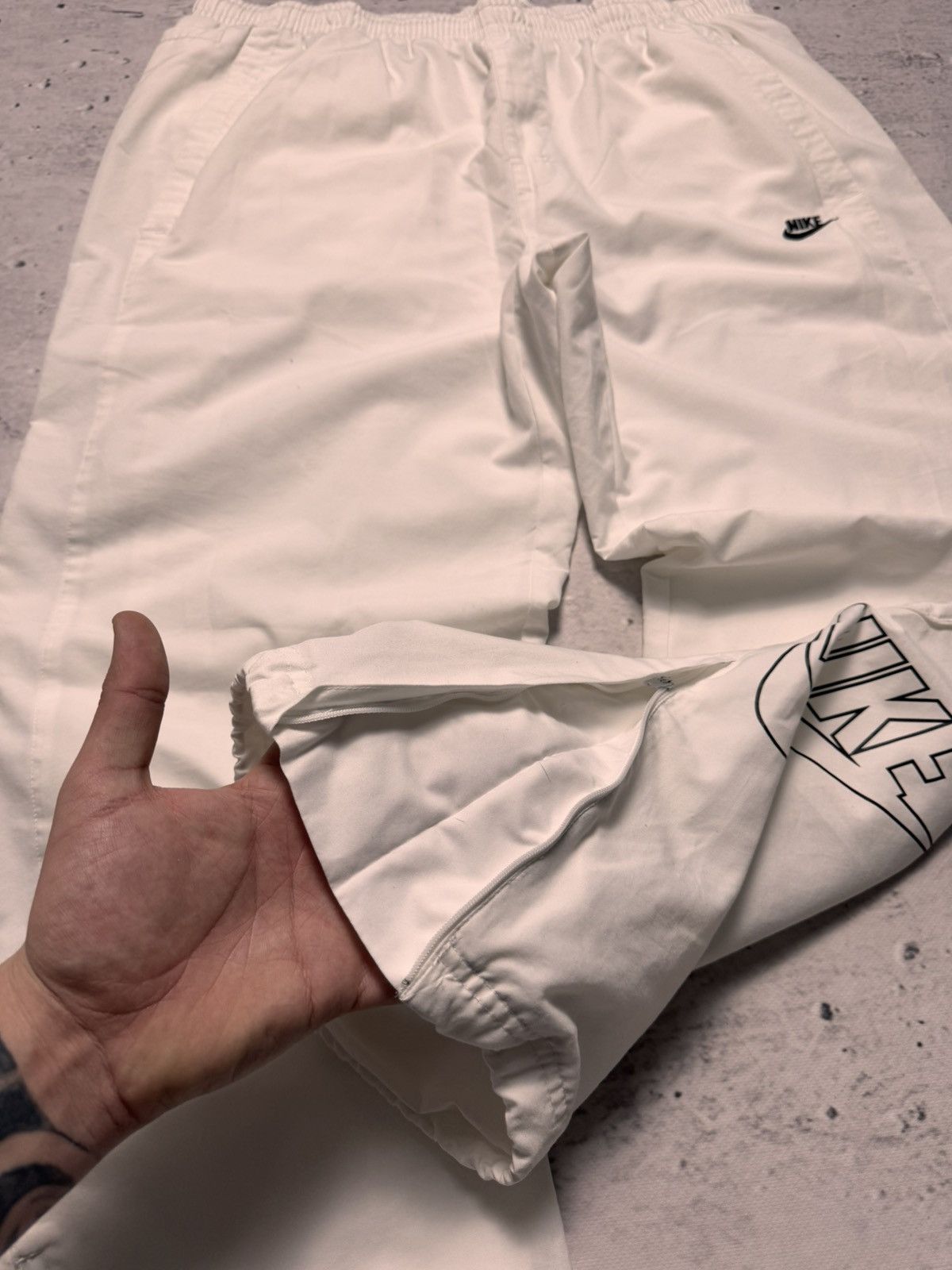 Nike × Vintage NIKE VINTAGE BASIC LOGO OVERSIZE BAGGY PANTS Size US 34 / EU 50 - 4 Thumbnail