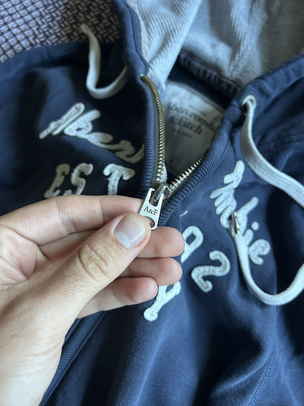 Abercrombie & Fitch Vintage Abercrombie & Fitch Y2K Rare Hype Zip Hoodie Size M Size M / US 6-8 / IT 42-44 - 10 Thumbnail